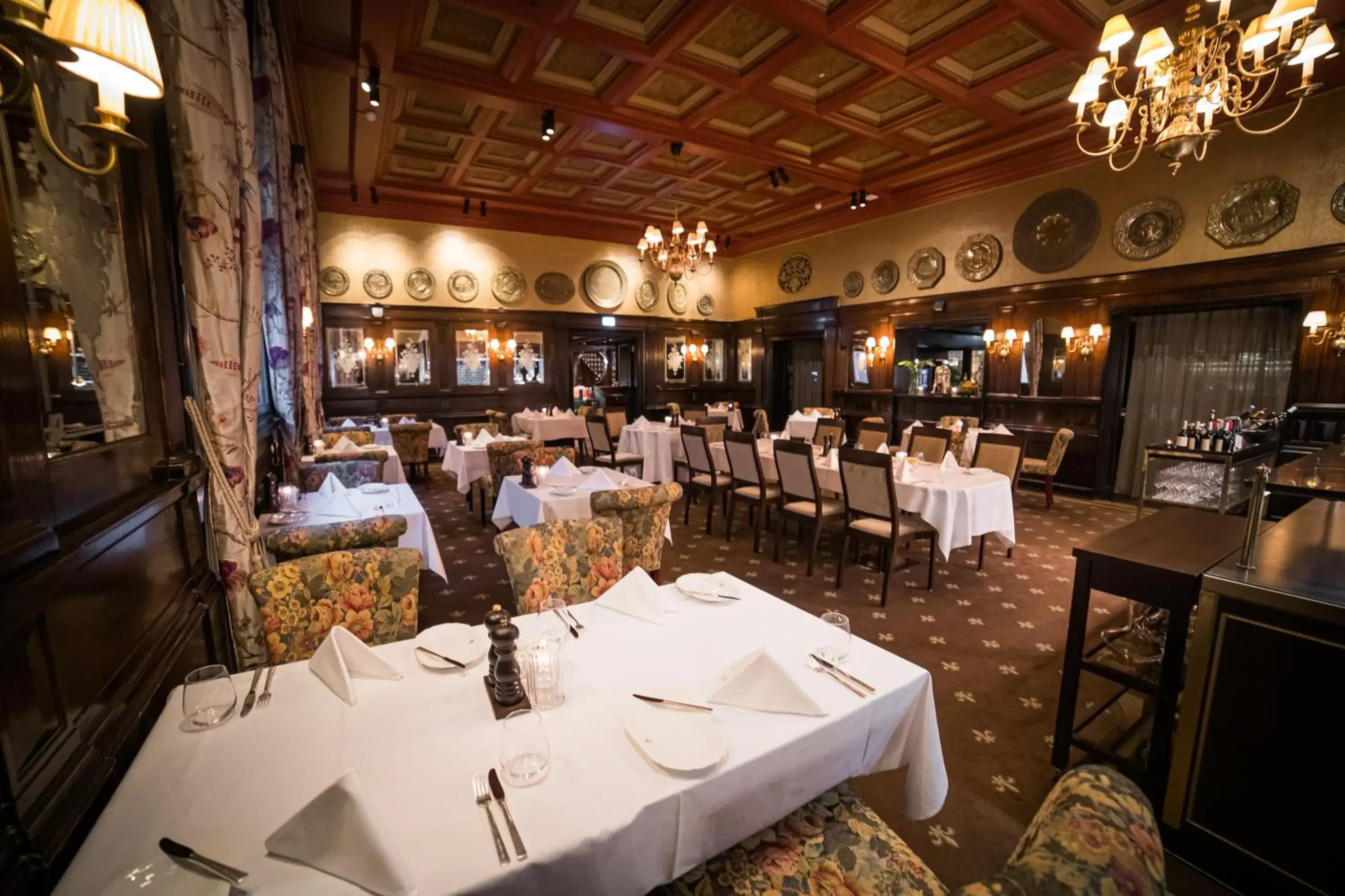 Restaurant/places to eat in Hotel Bristol Restaurant/places to eat in Hotel Bristol