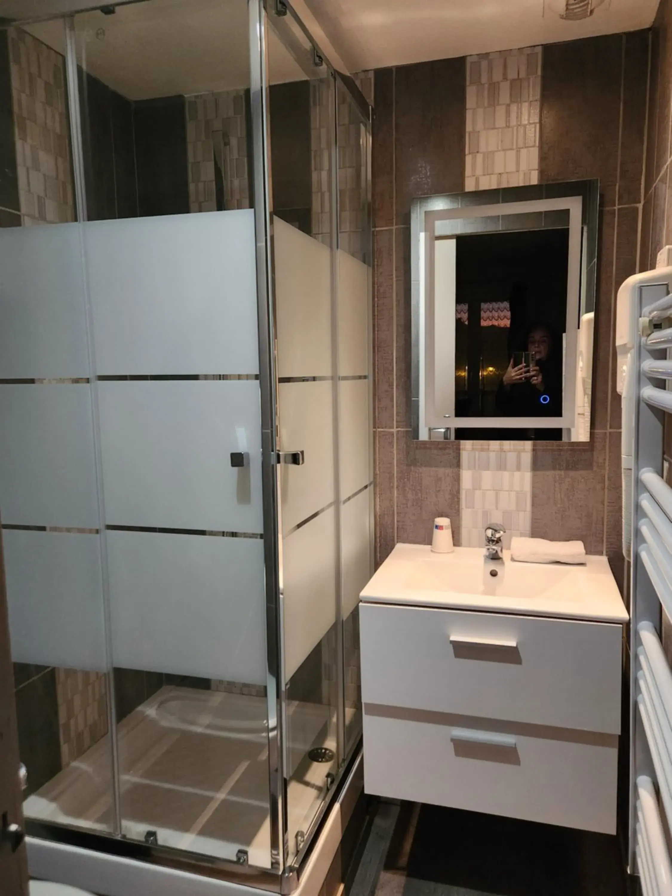 Logis Hôtel Restaurant les Charmettes Logis Hôtel Restaurant les Charmettes