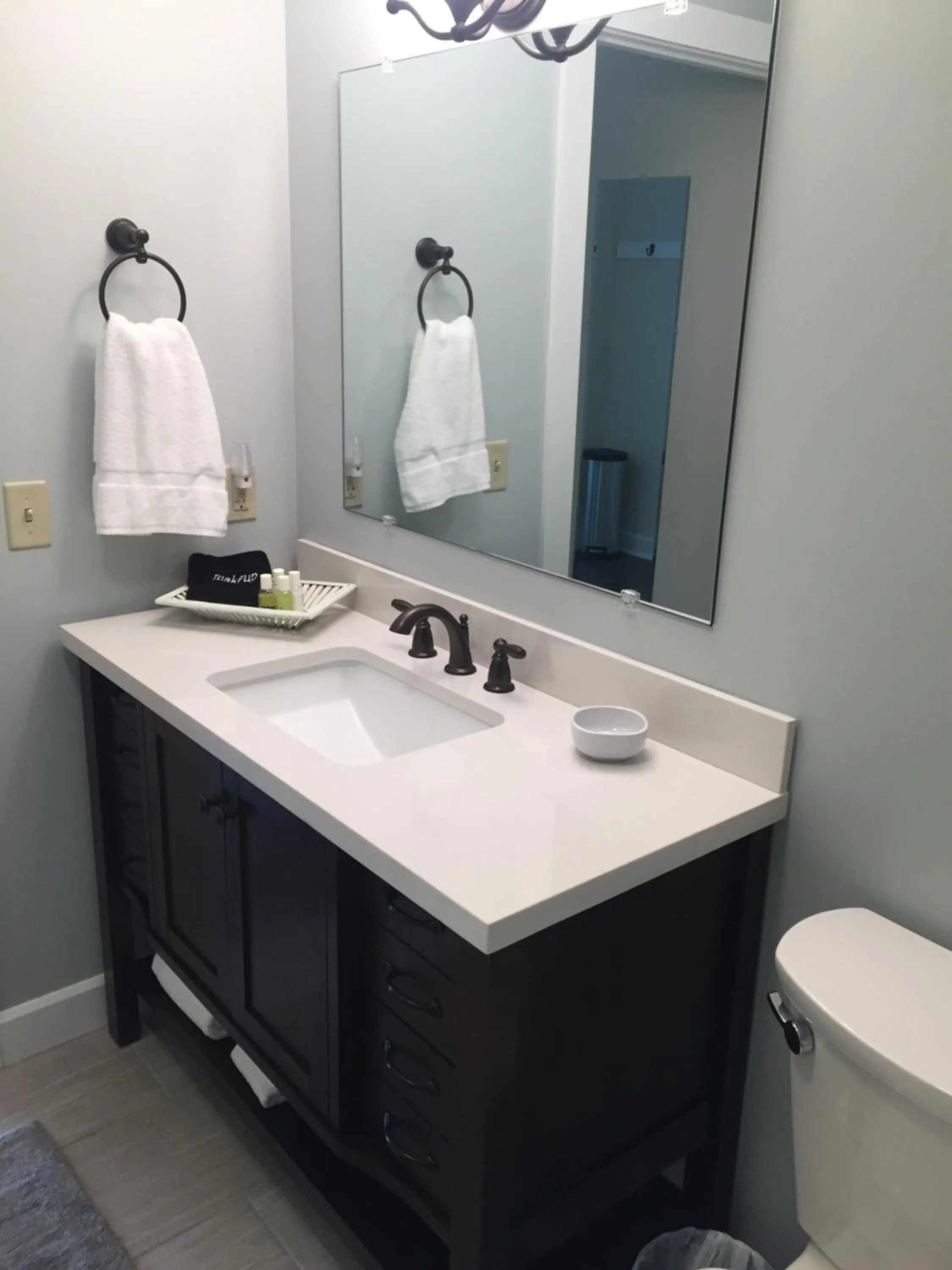 Bathroom in Vineyard Woods