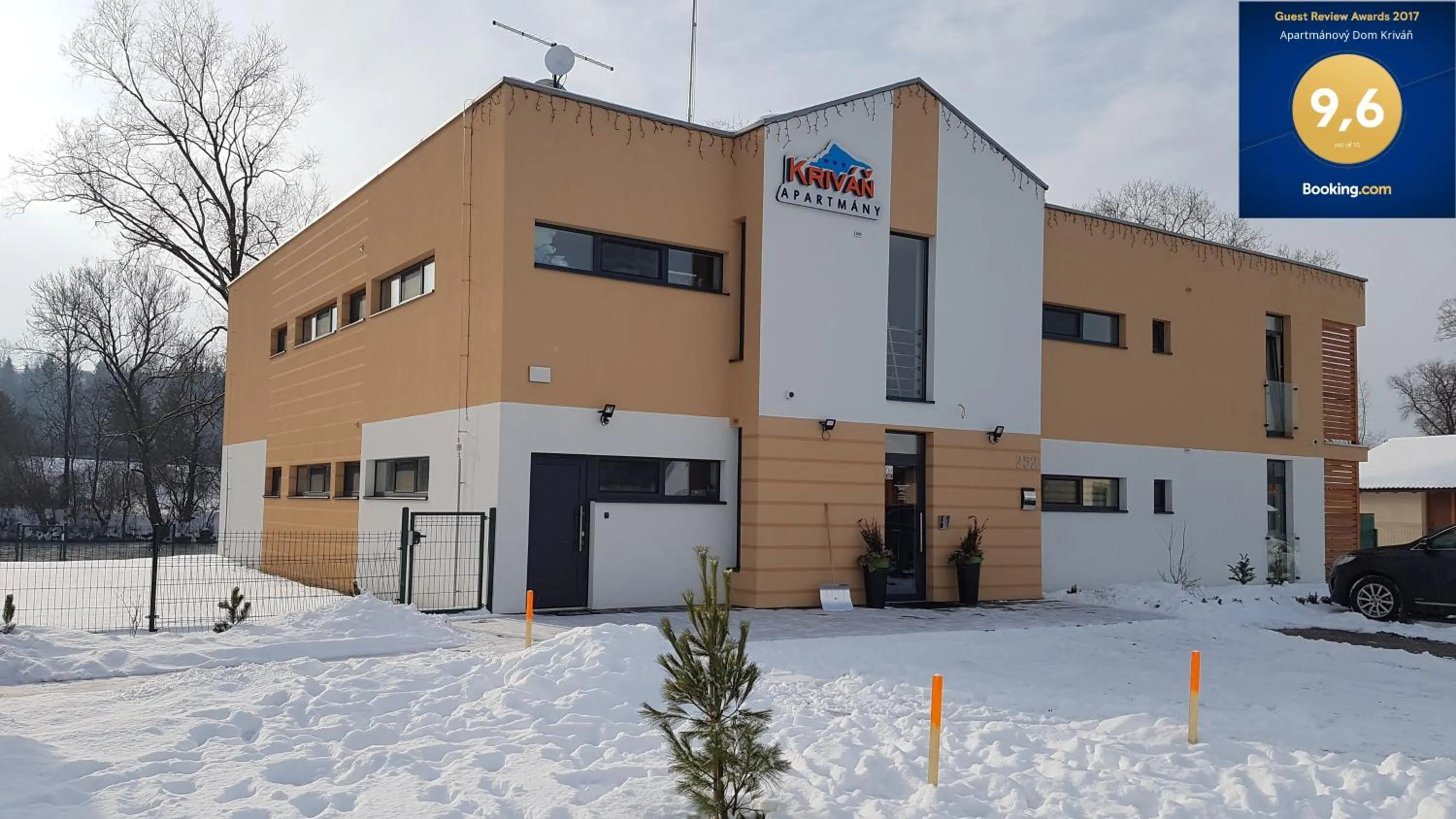 Facade/entrance in Apartmánový Dom Kriváň