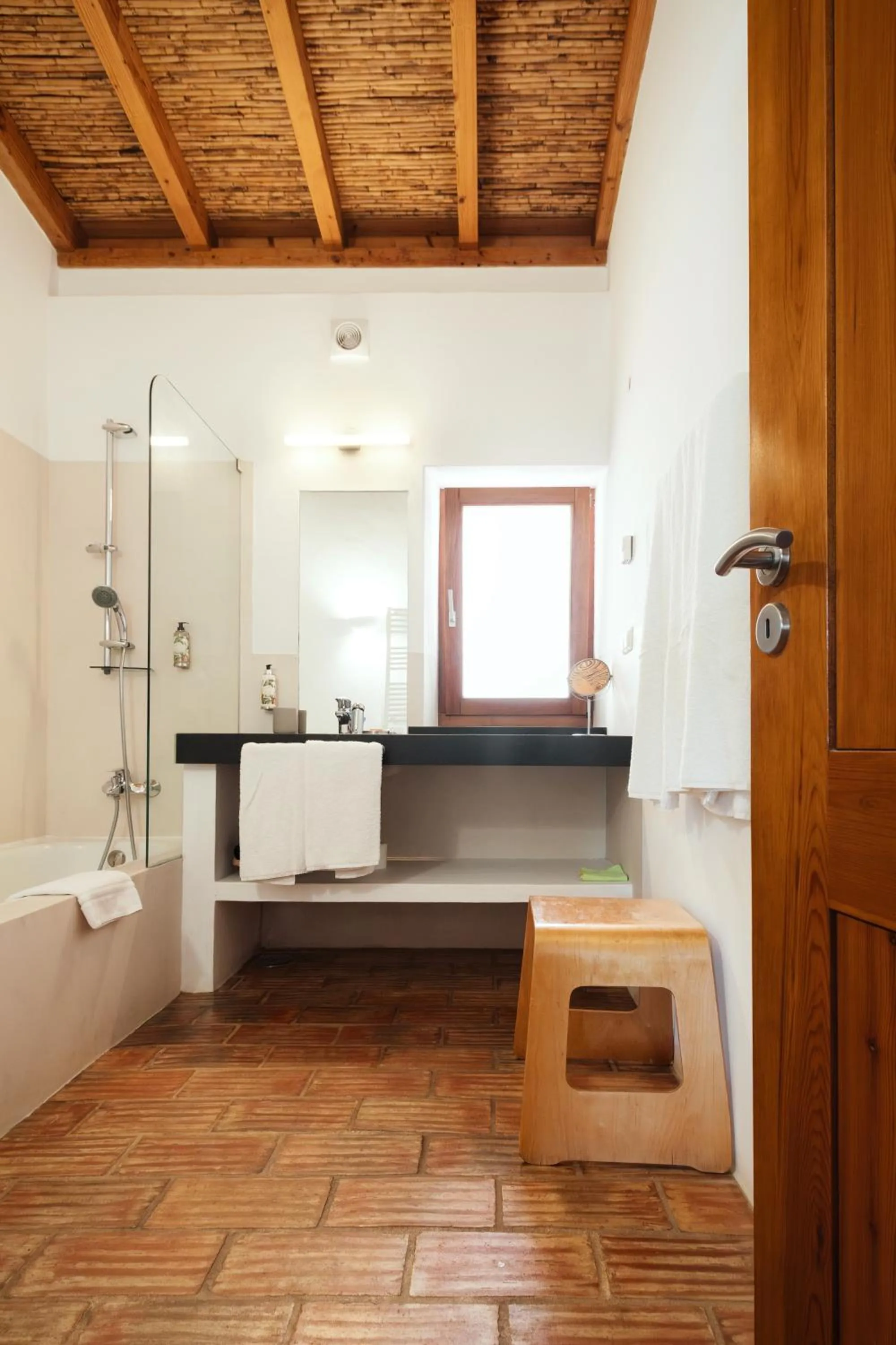 Toilet in Monte Da Vilarinha