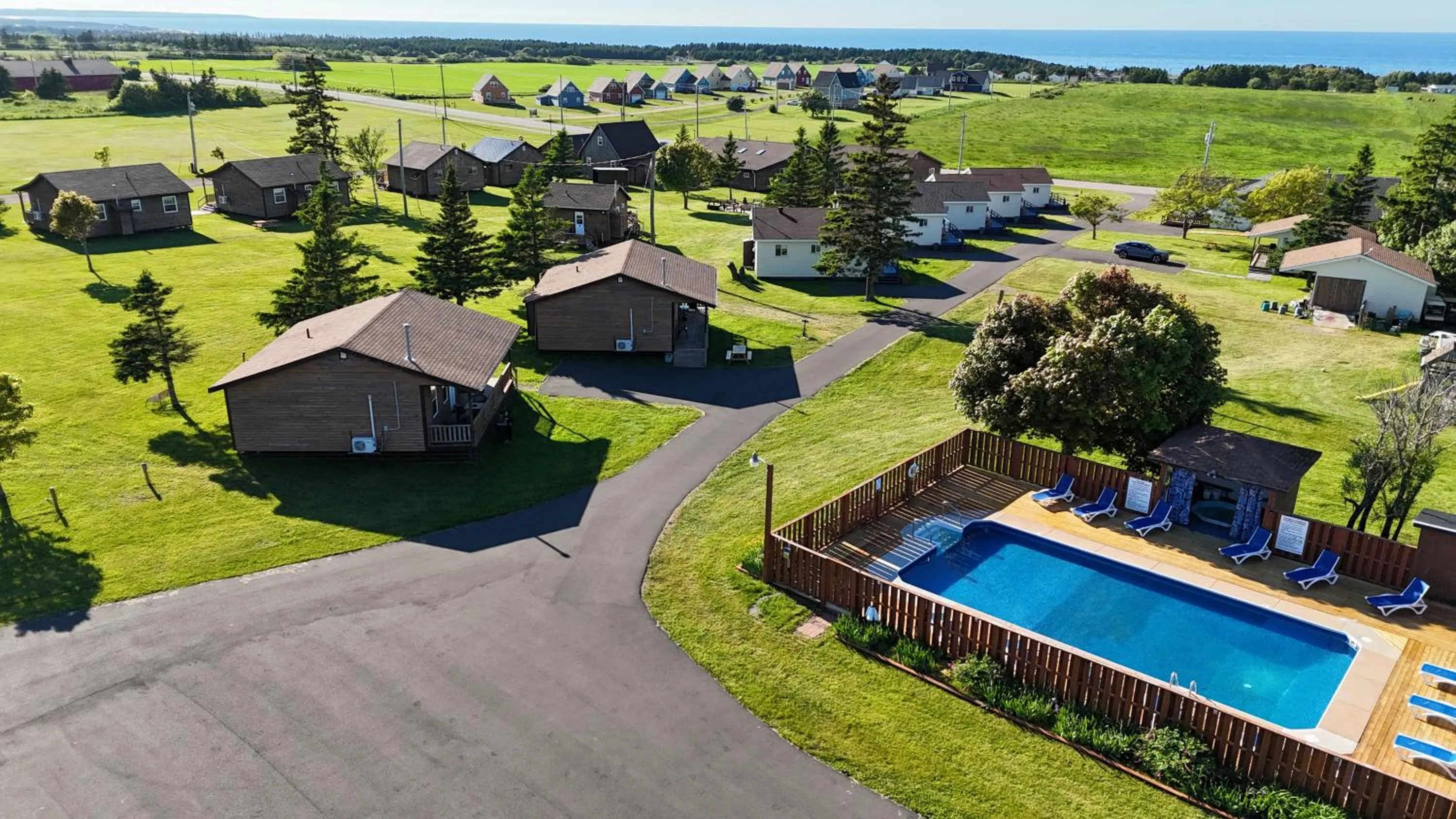 Cavendish Country Inn & Cottages