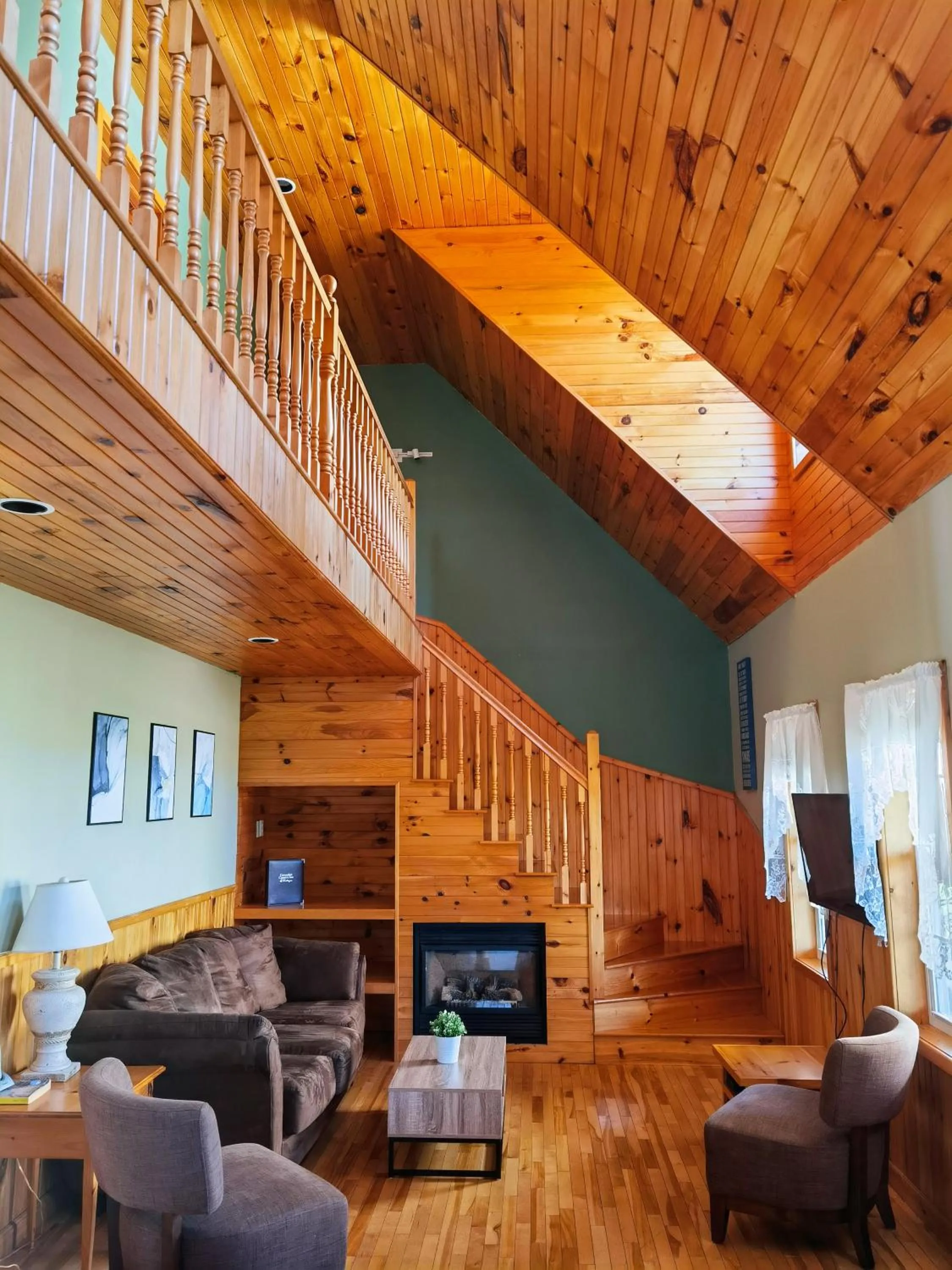 Cavendish Country Inn & Cottages