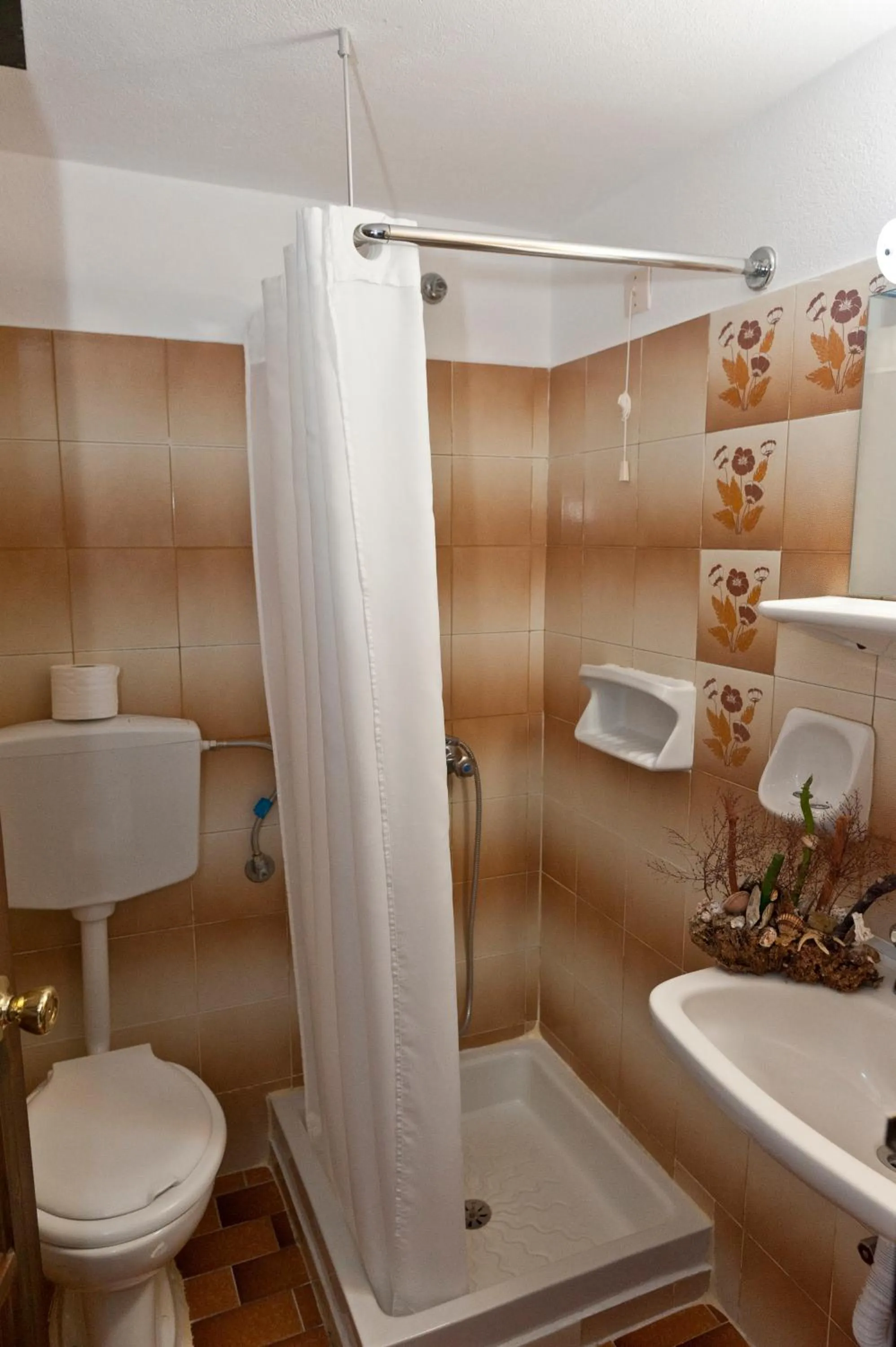 Bathroom in Pegasus Hotel