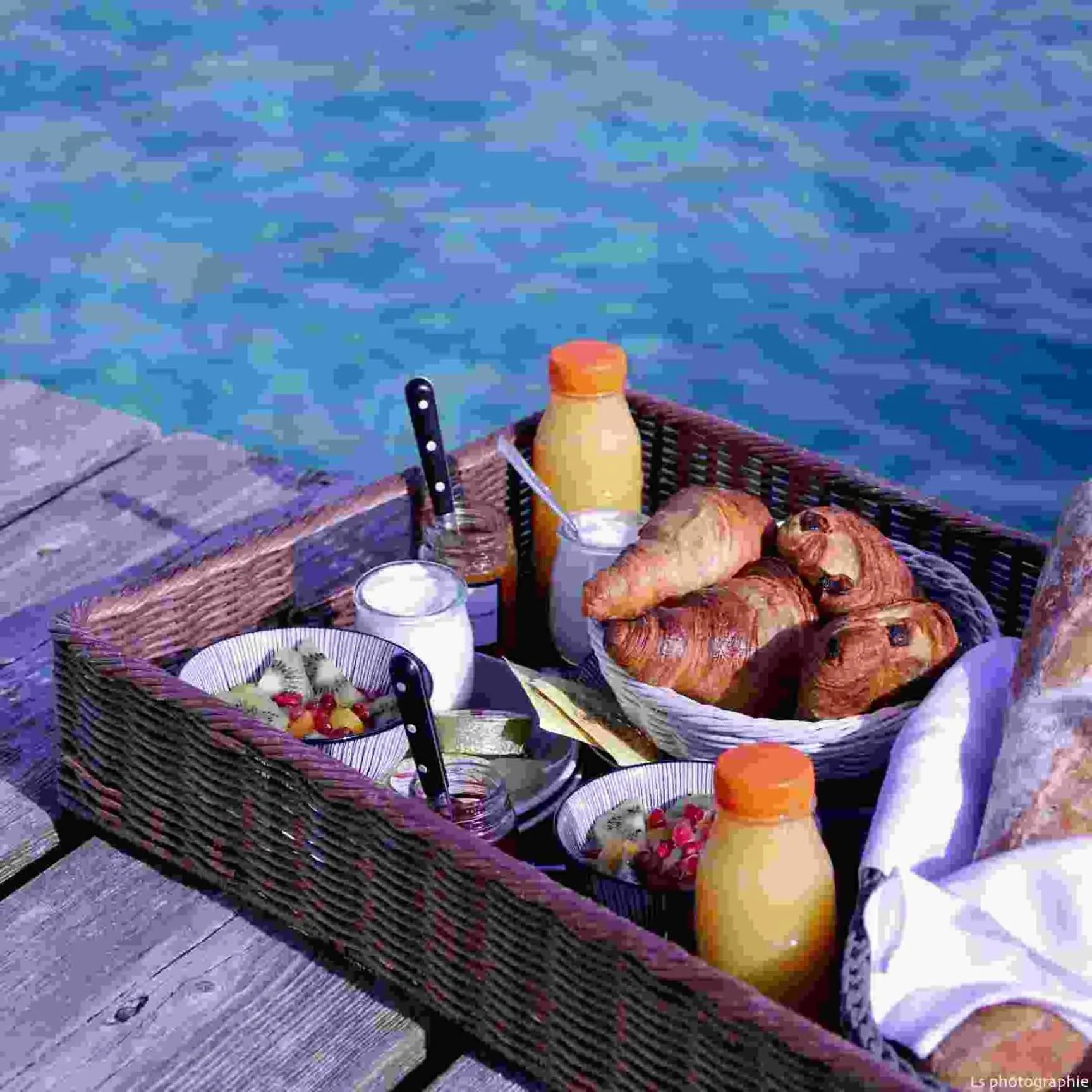 Continental breakfast in Hotel Les Hauts de Porto-Vecchio