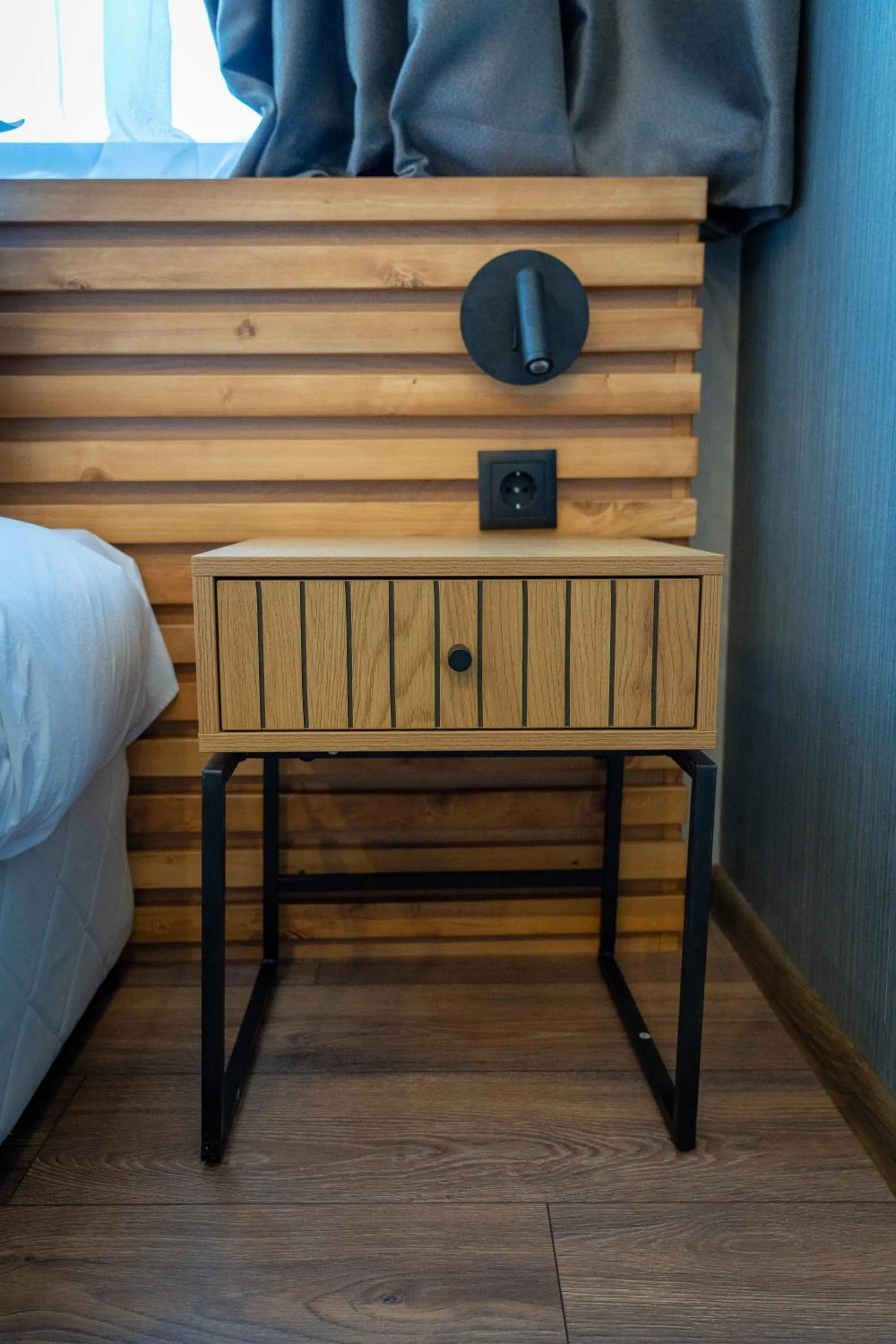 Bed in Family Hotel Pak Tam