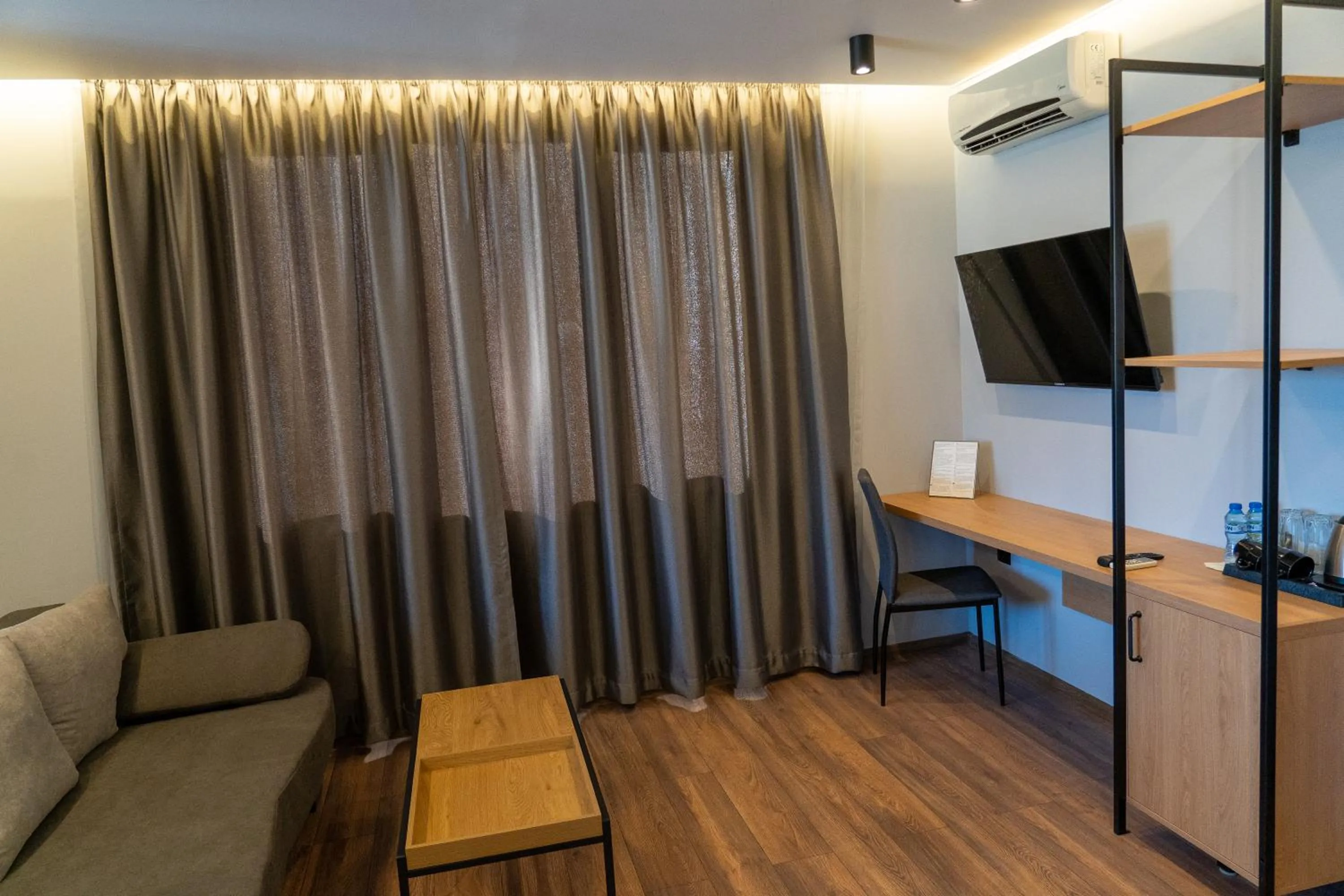 Family Hotel Pak Tam