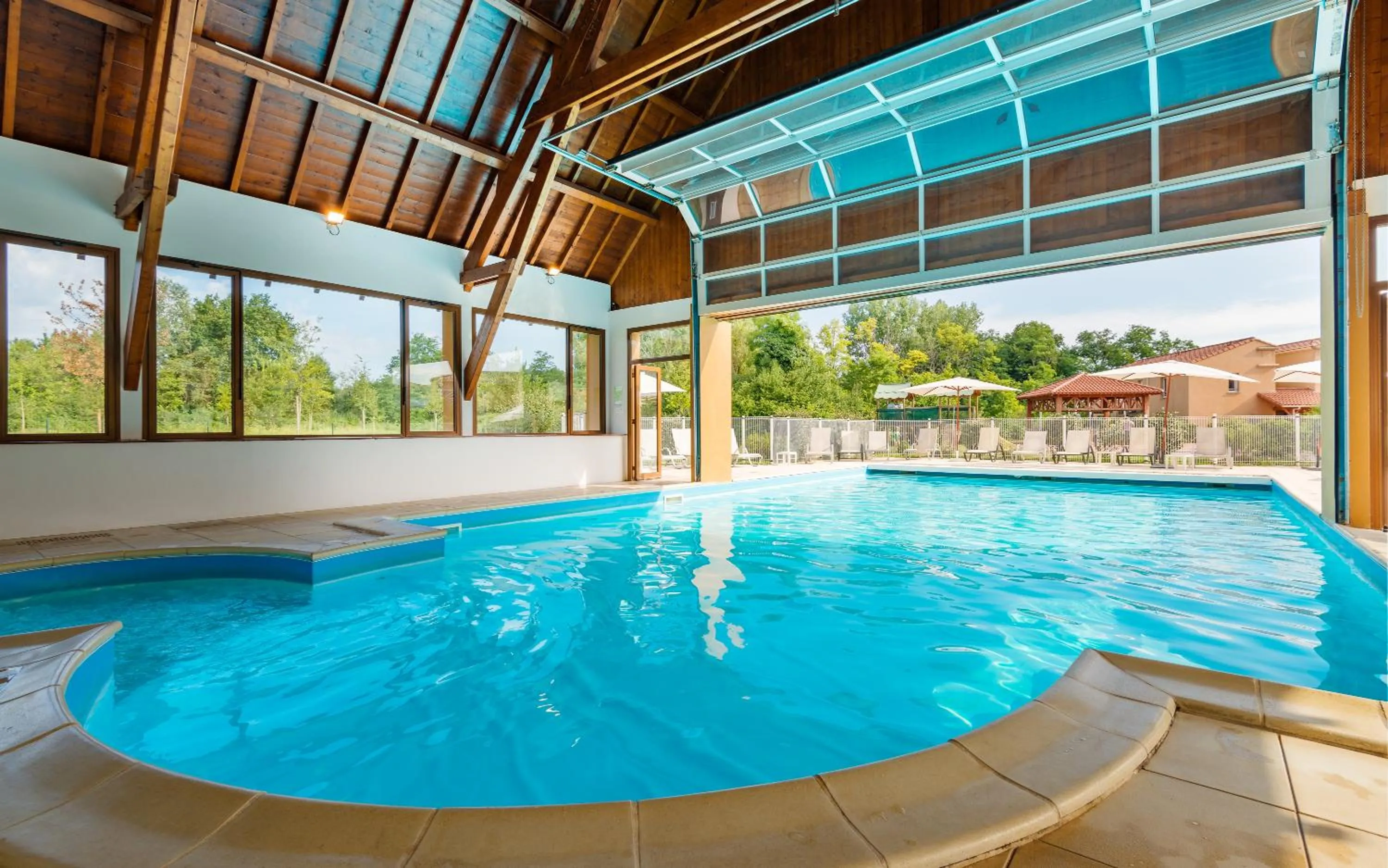 Swimming pool in Lagrange Vacances Le Clos des Vignes