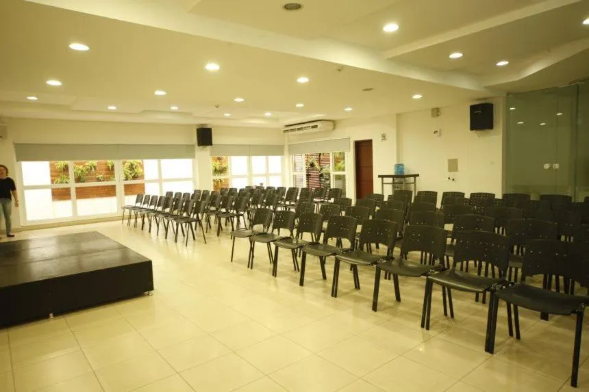 Meeting/conference room in GoldMen Select Cianorte