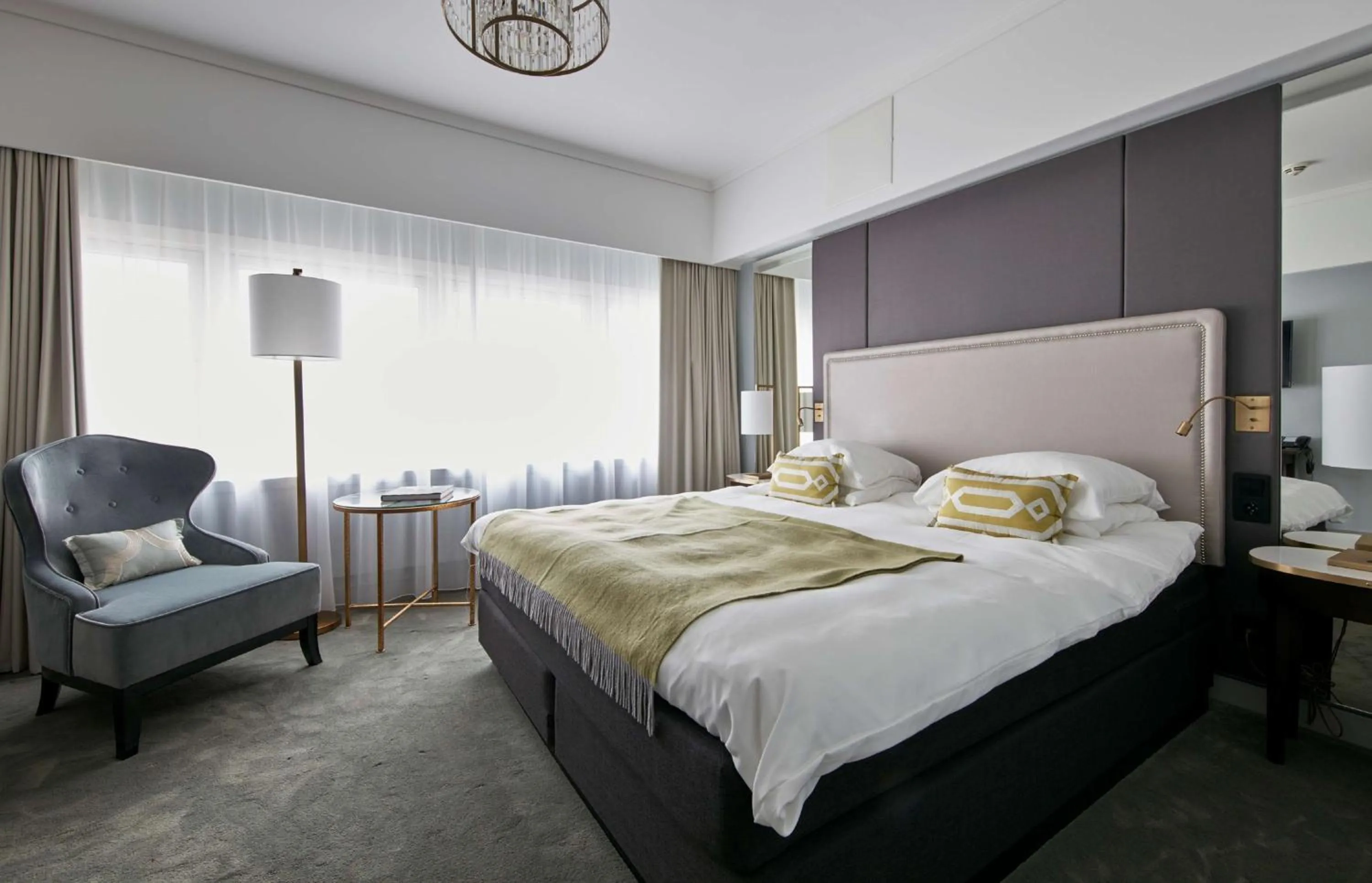 Bedroom, Bed in Grand Hotel Oslo