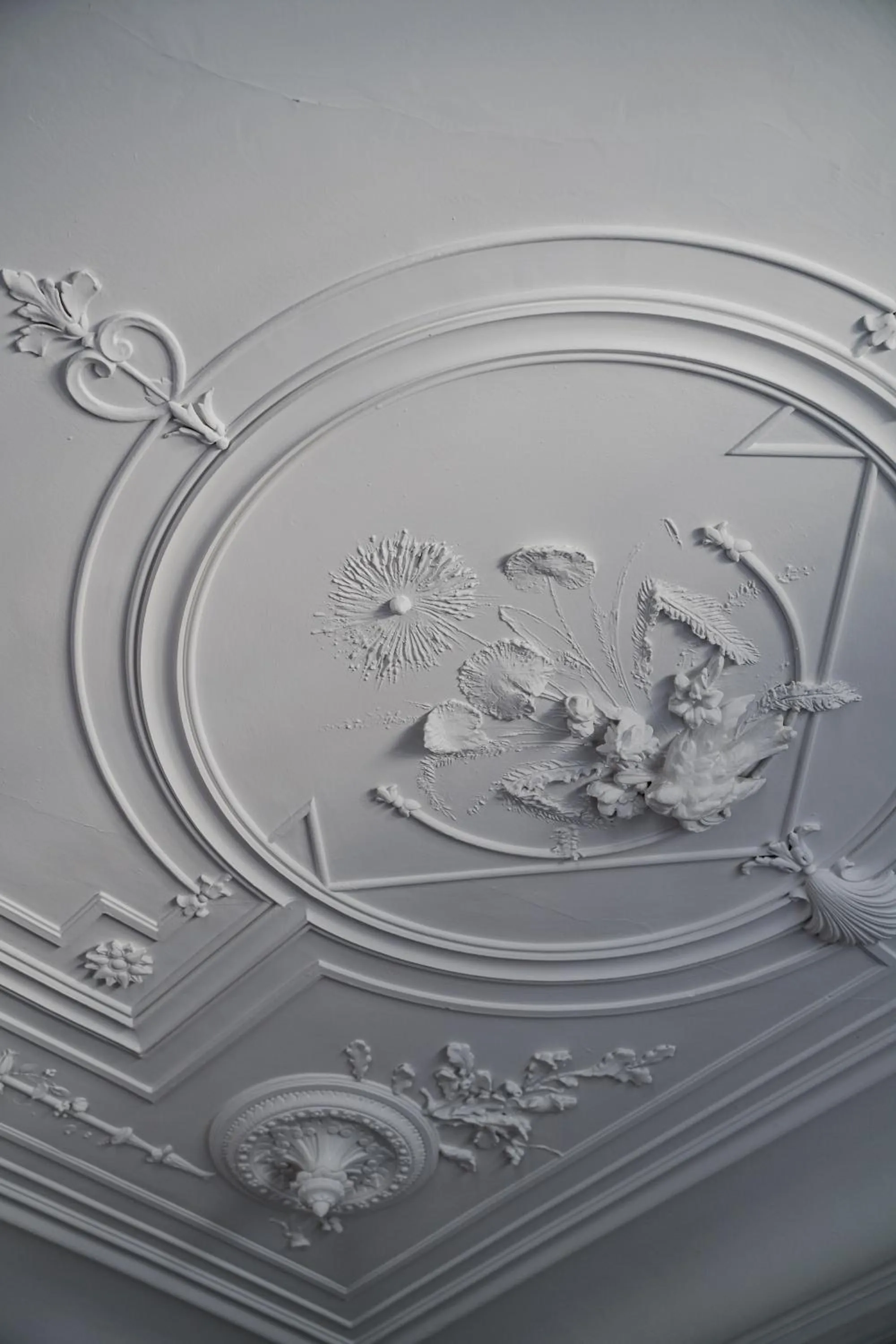 Decorative detail in Pensão Londres