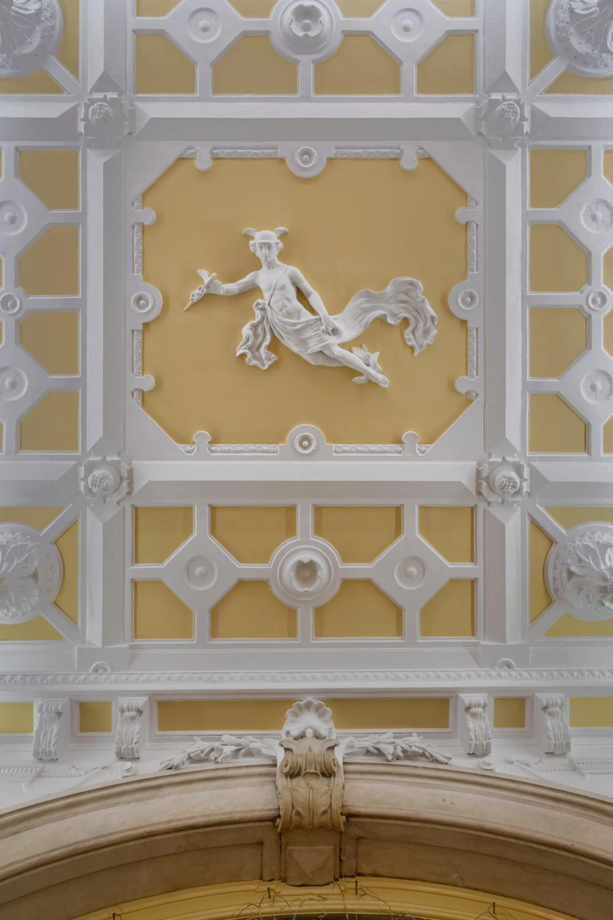 Decorative detail in Pensão Londres