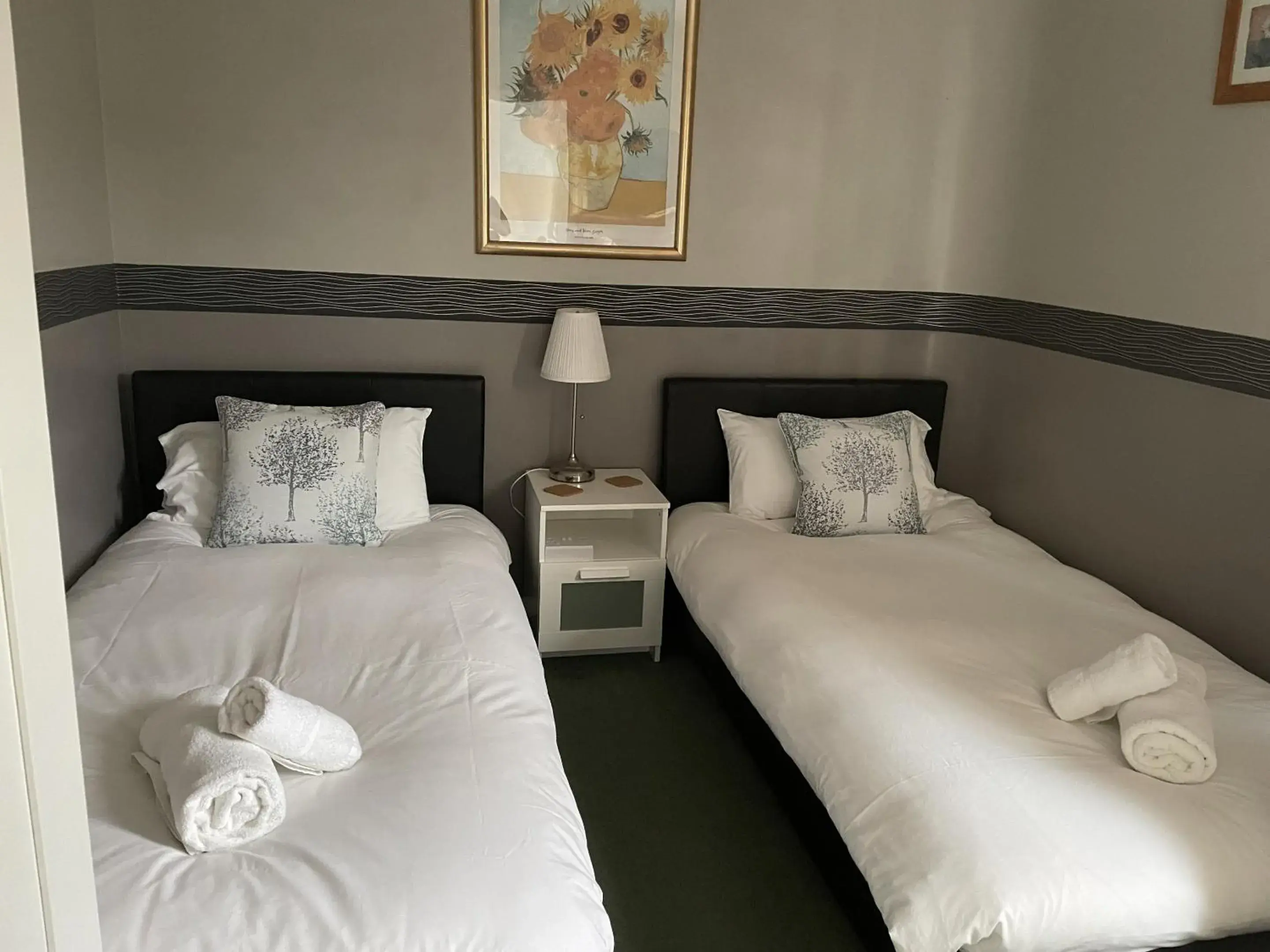 Twin Room with Private Bathroom - single occupancy in The Sun Inn Twin Room with Private Bathroom - single occupancy in The Sun Inn