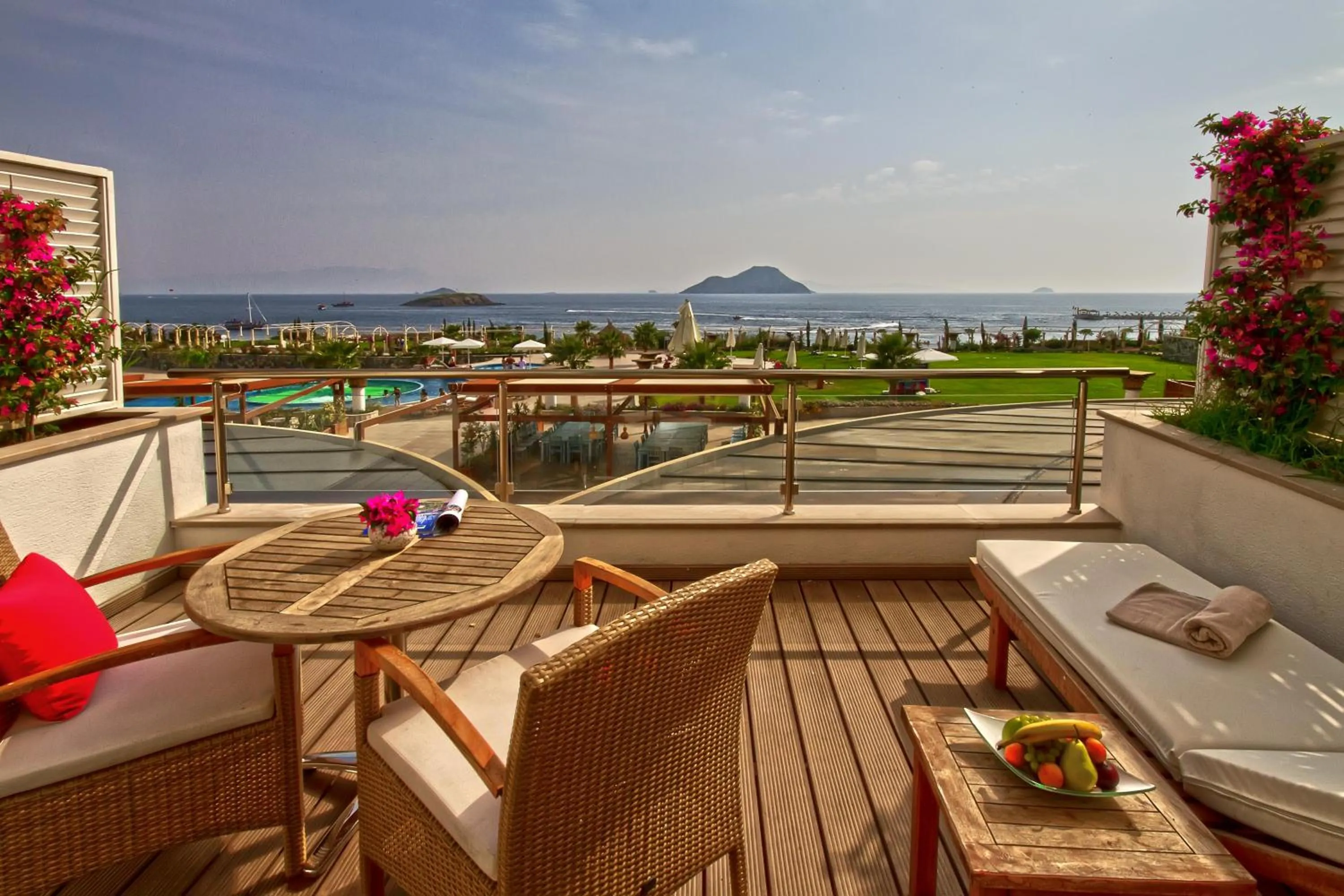 People in Sianji Well-Being Resort