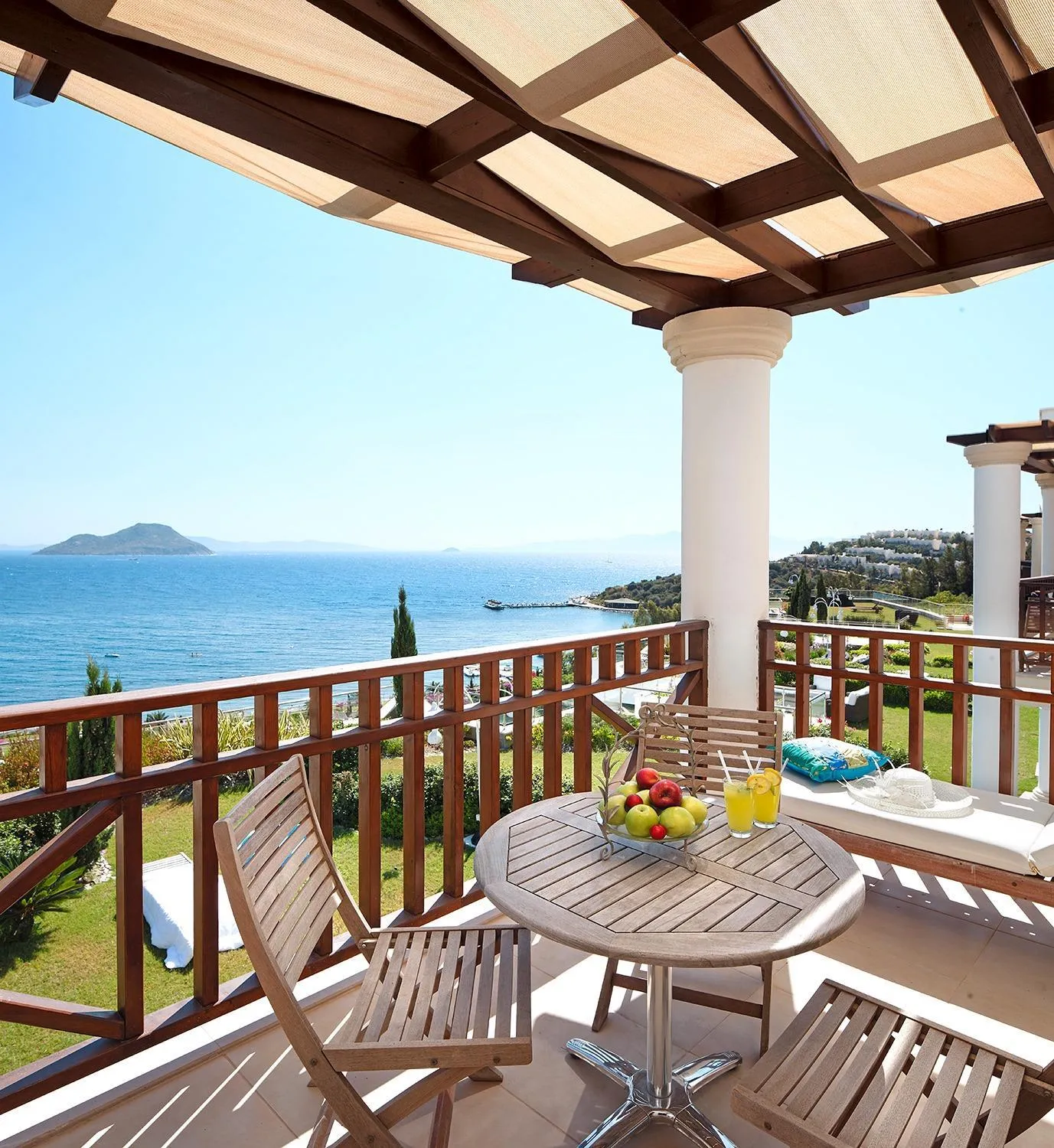 Patio in Sianji Well-Being Resort