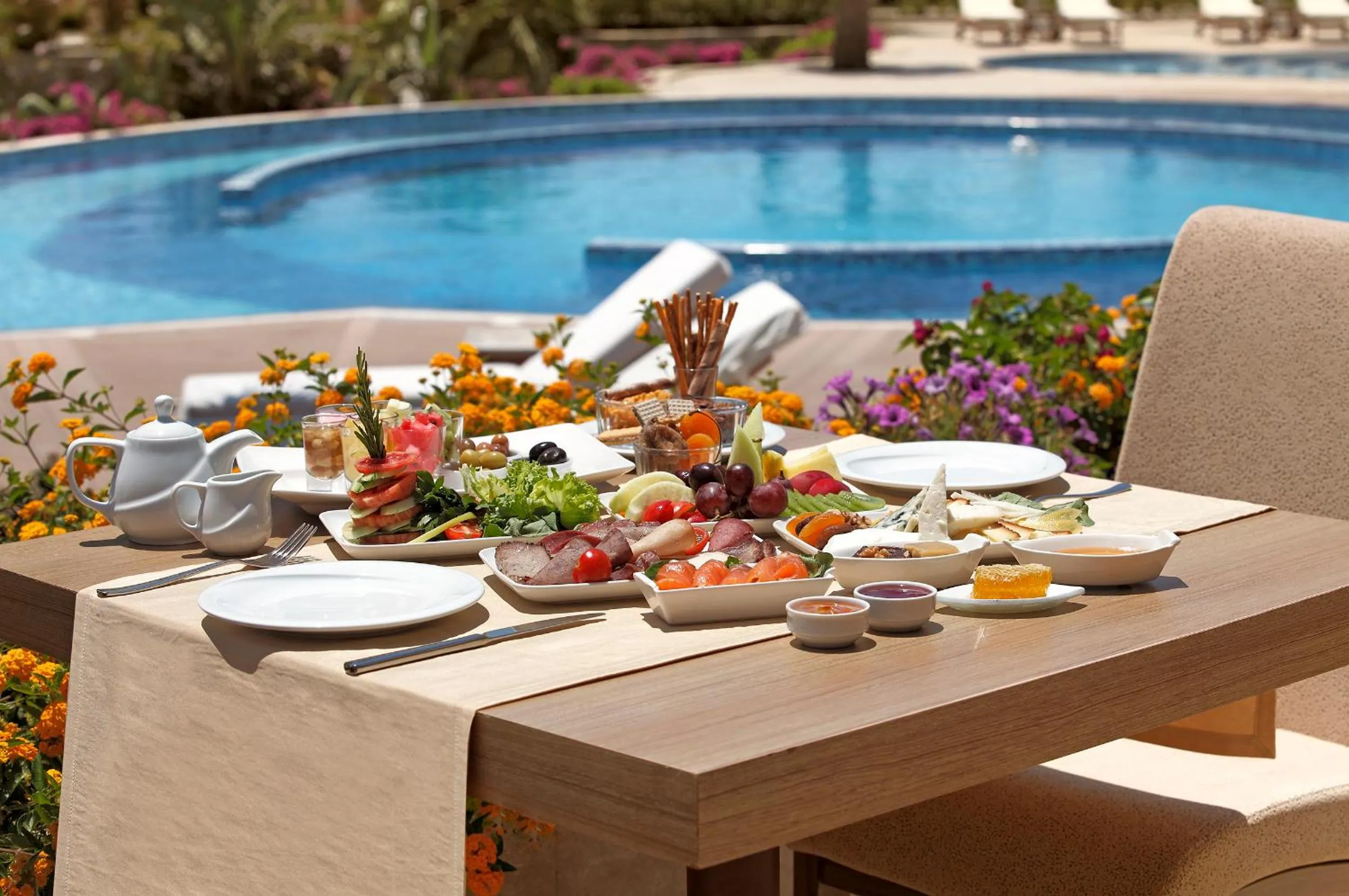 Food and drinks in Sianji Well-Being Resort