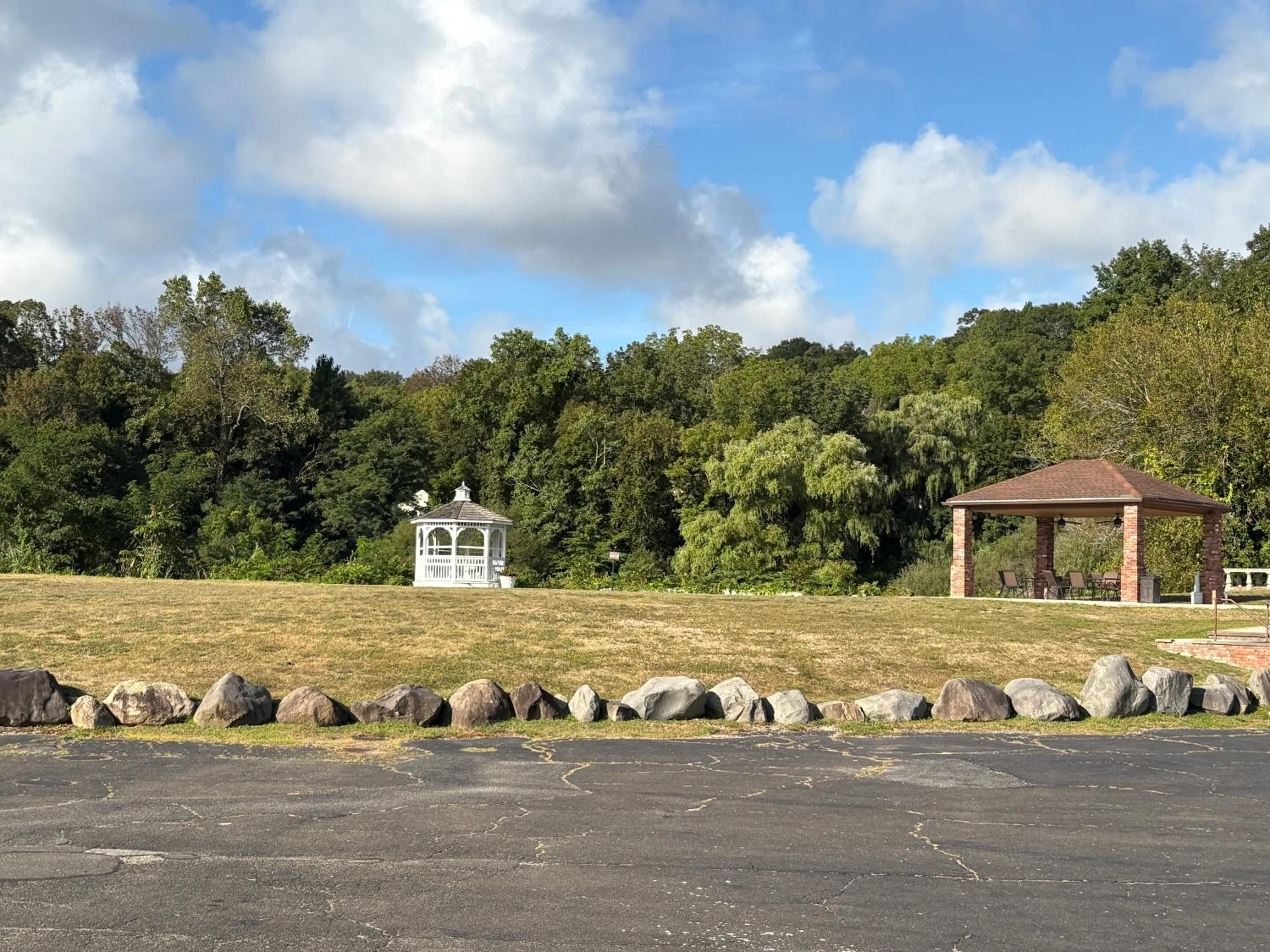 Balcony/Terrace in Chalet Inn & Suites