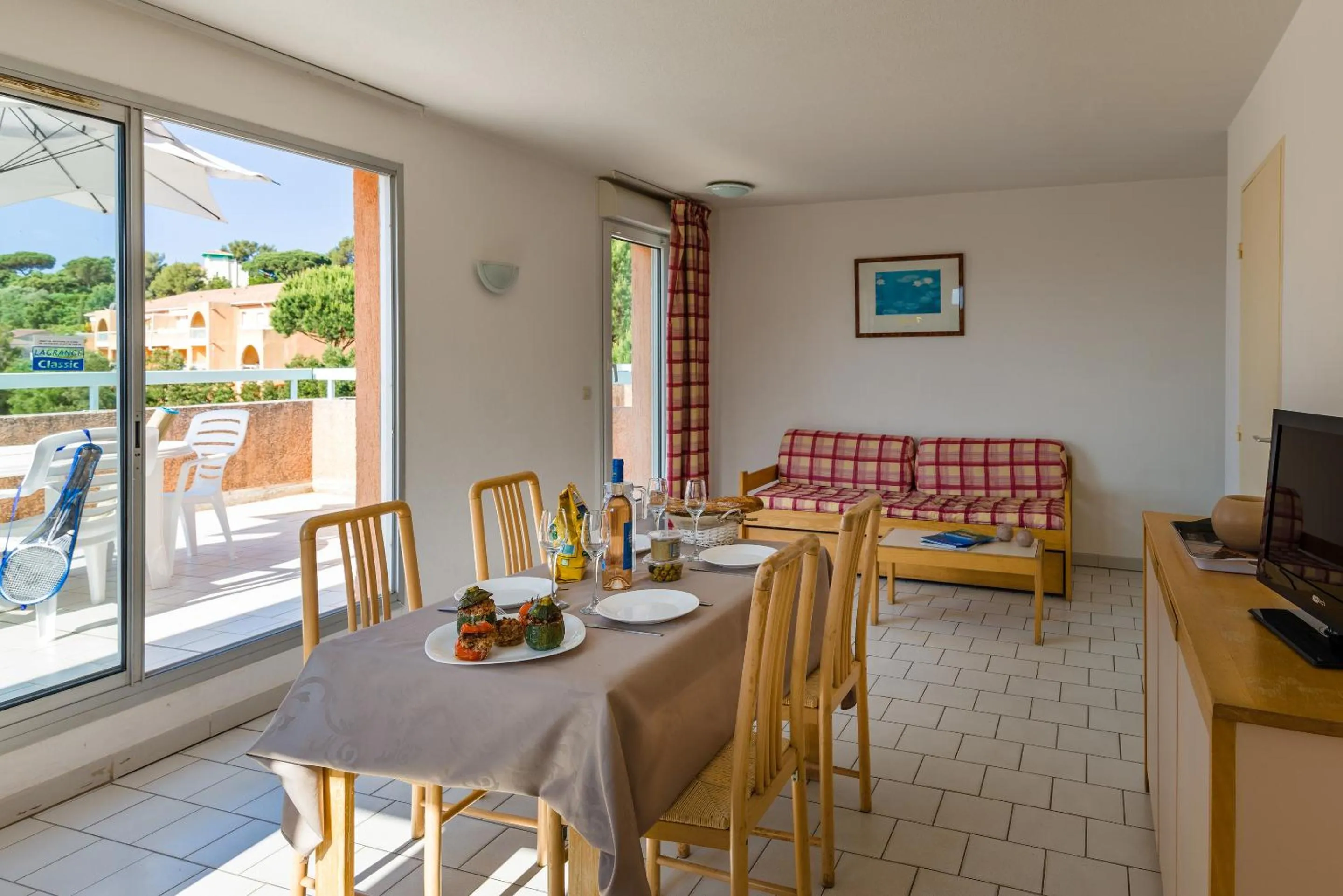 Living room in Lagrange Vacances Villa Barbara