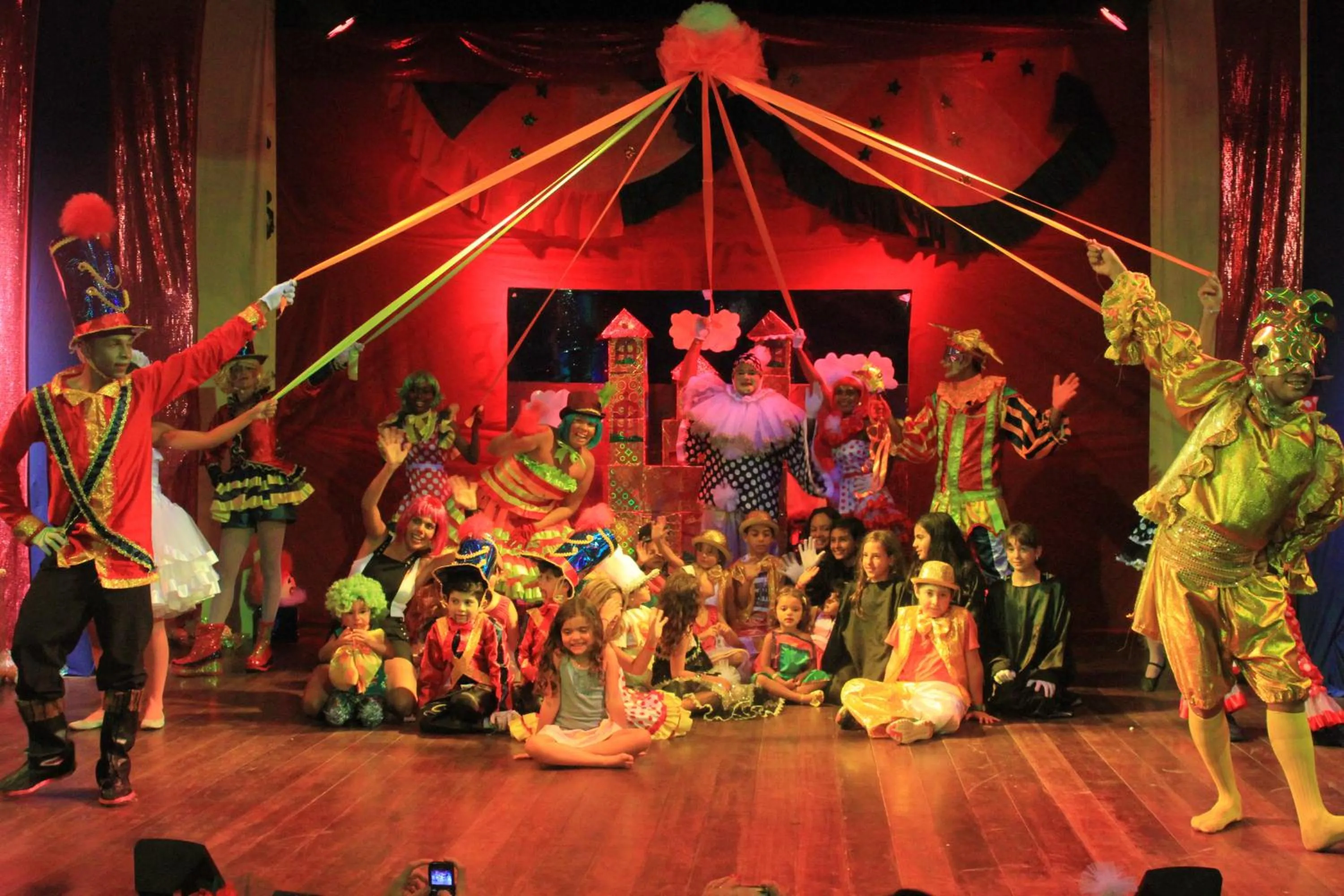 Evening entertainment in Serrambi Resort