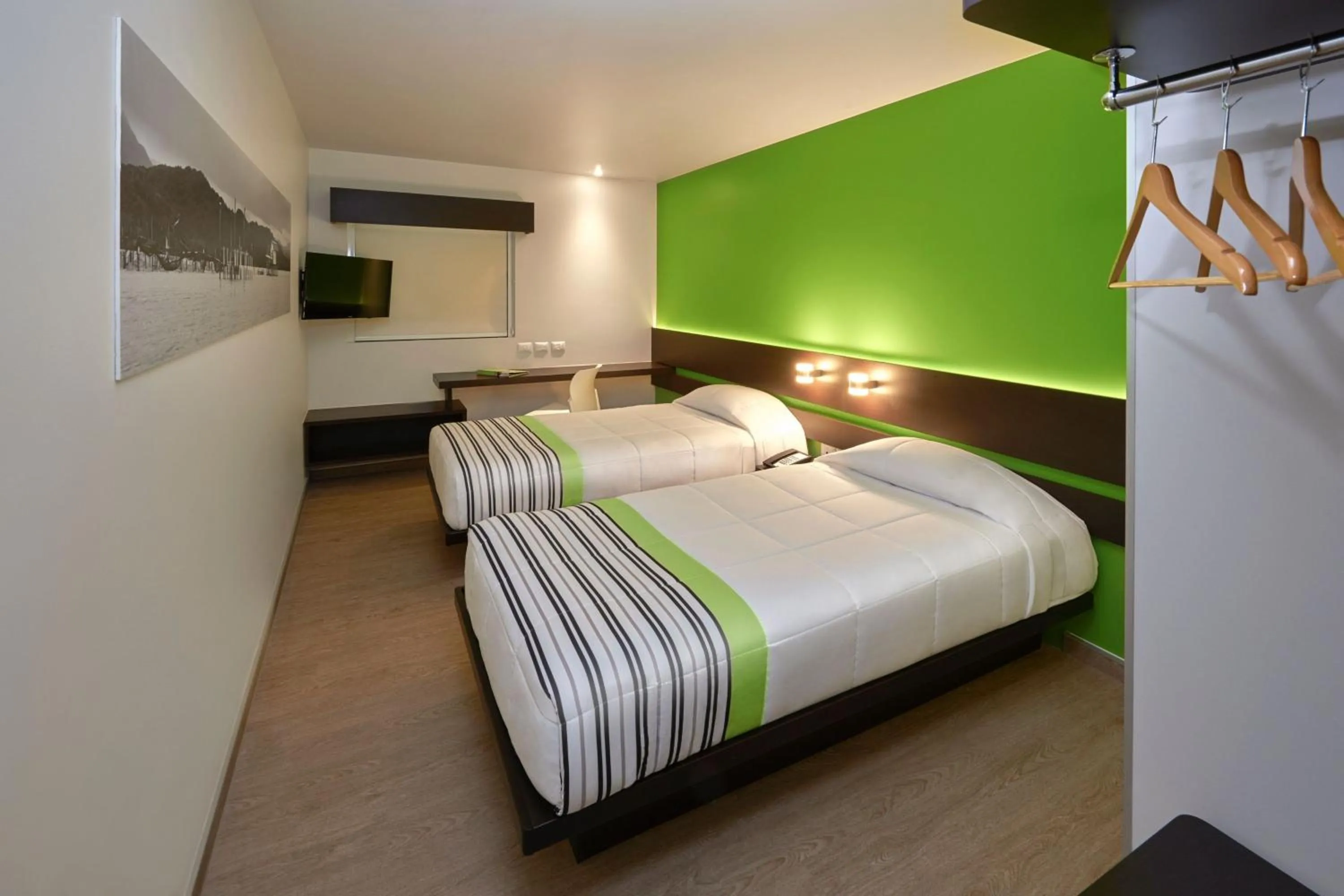 Photo of the whole room, Bed in City Express Junior by Marriott Puebla Angelopolis