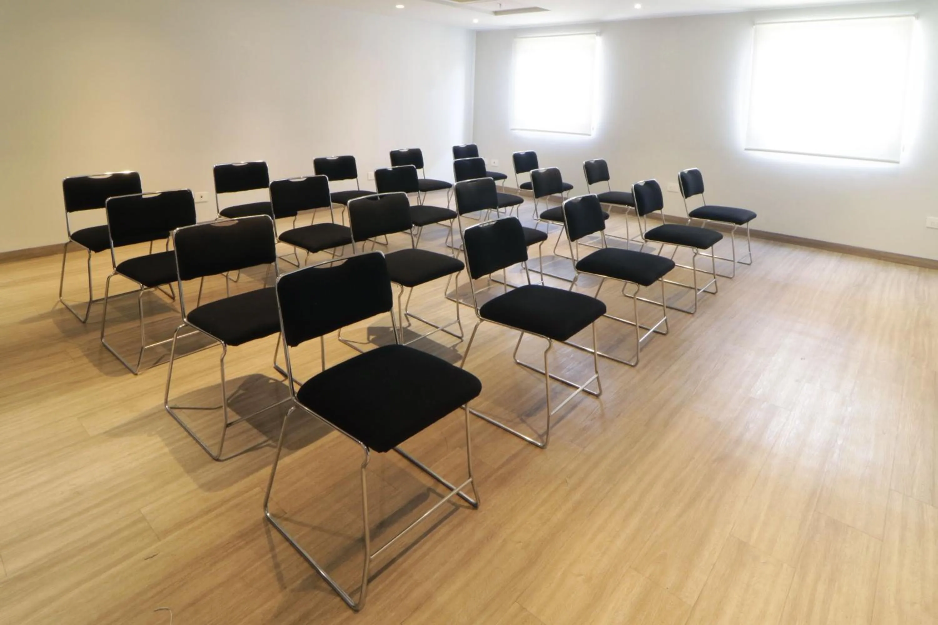 Meeting/conference room in City Express Junior by Marriott Puebla Angelopolis