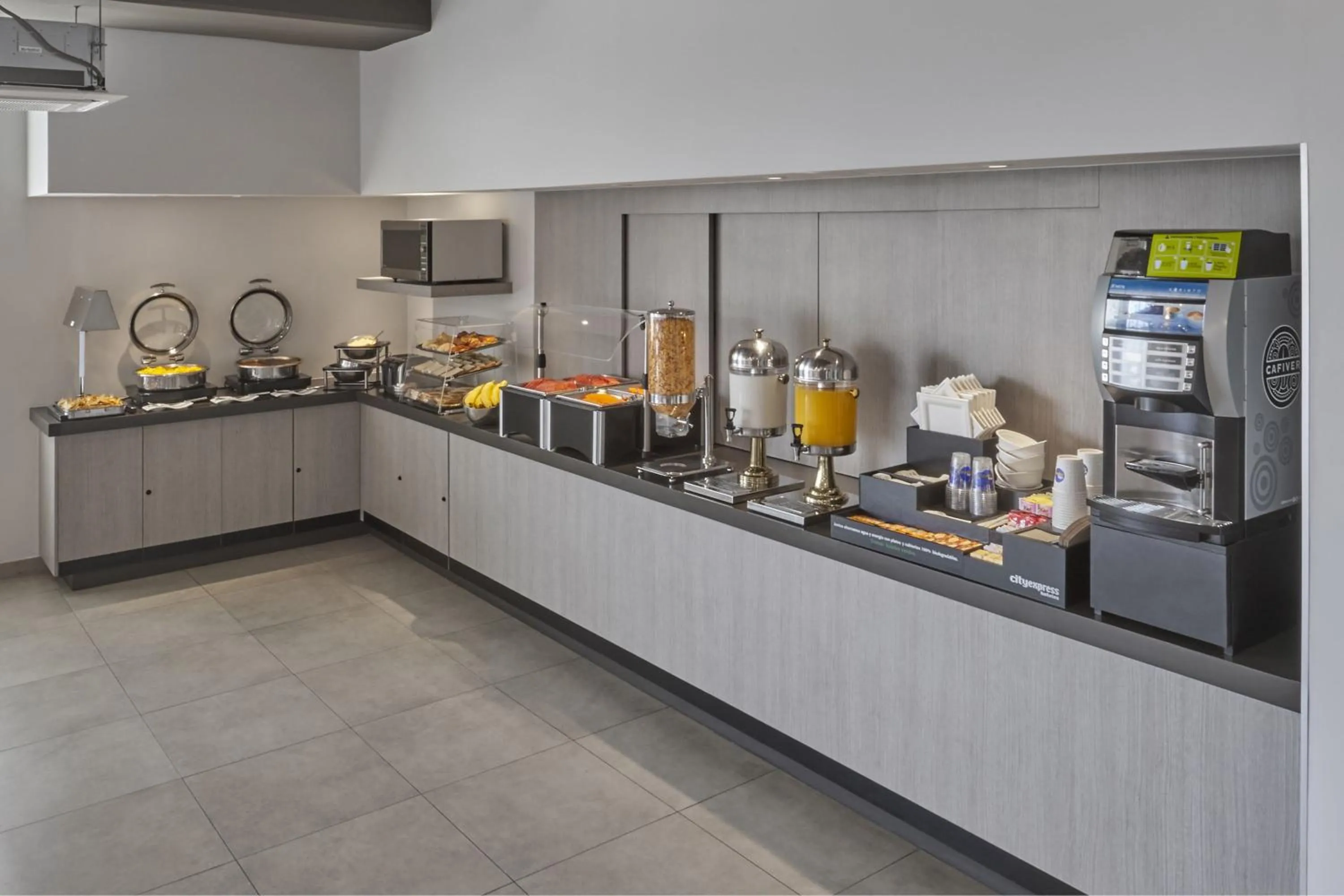 Breakfast in City Express Junior by Marriott Puebla Angelopolis