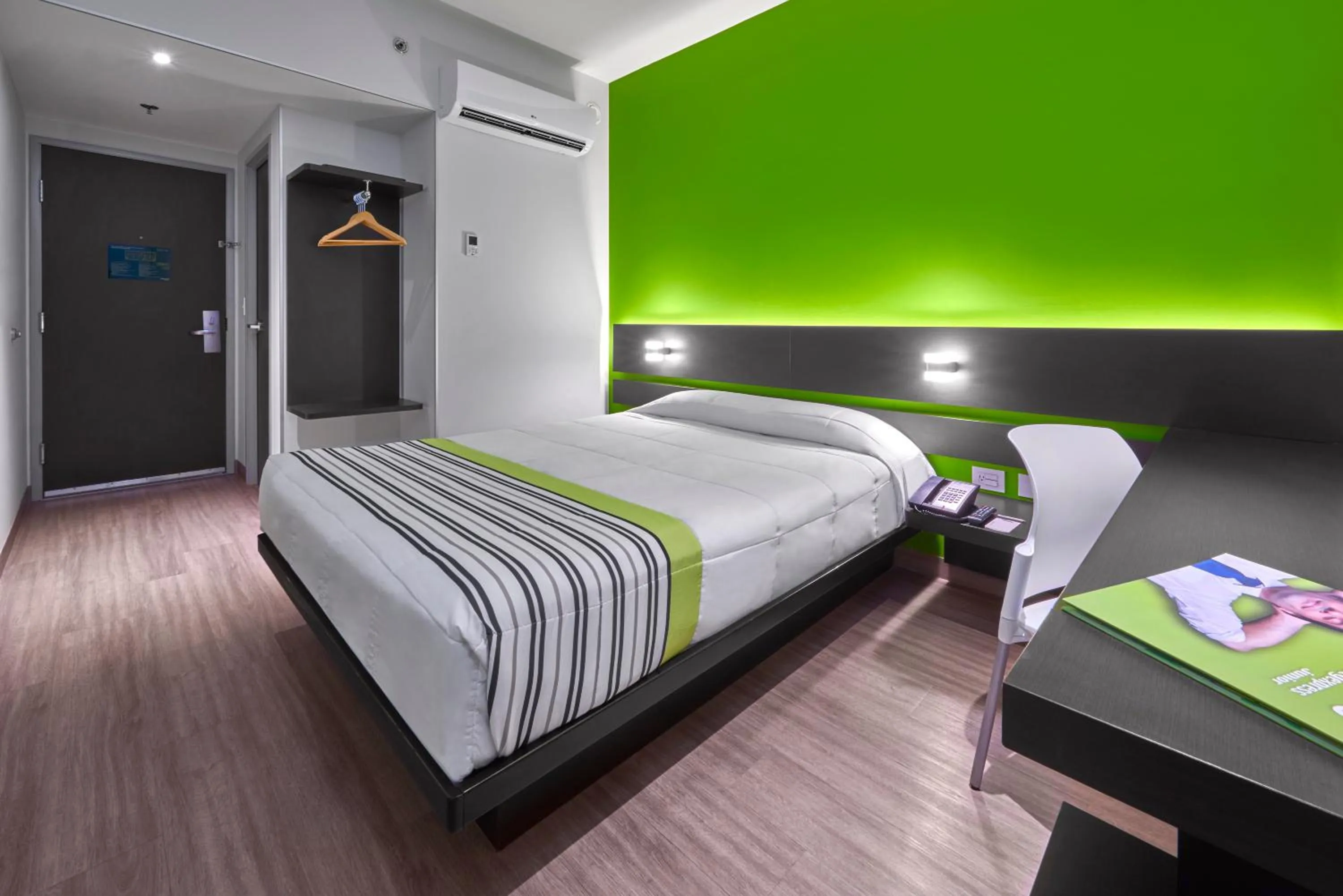 Bedroom, Bed in City Express Junior by Marriott Puebla Angelopolis