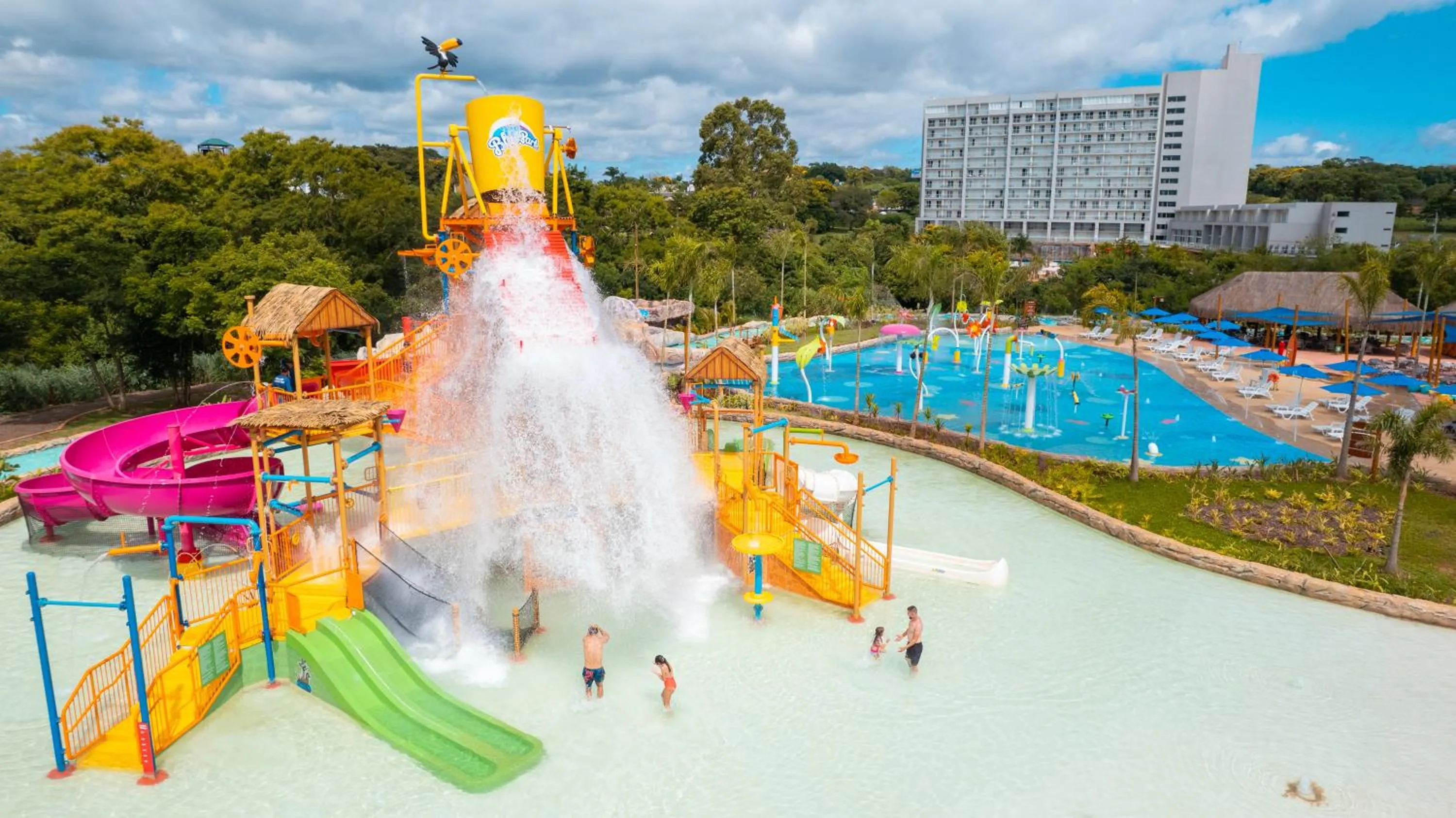Patio in Mabu Thermas Grand Resort