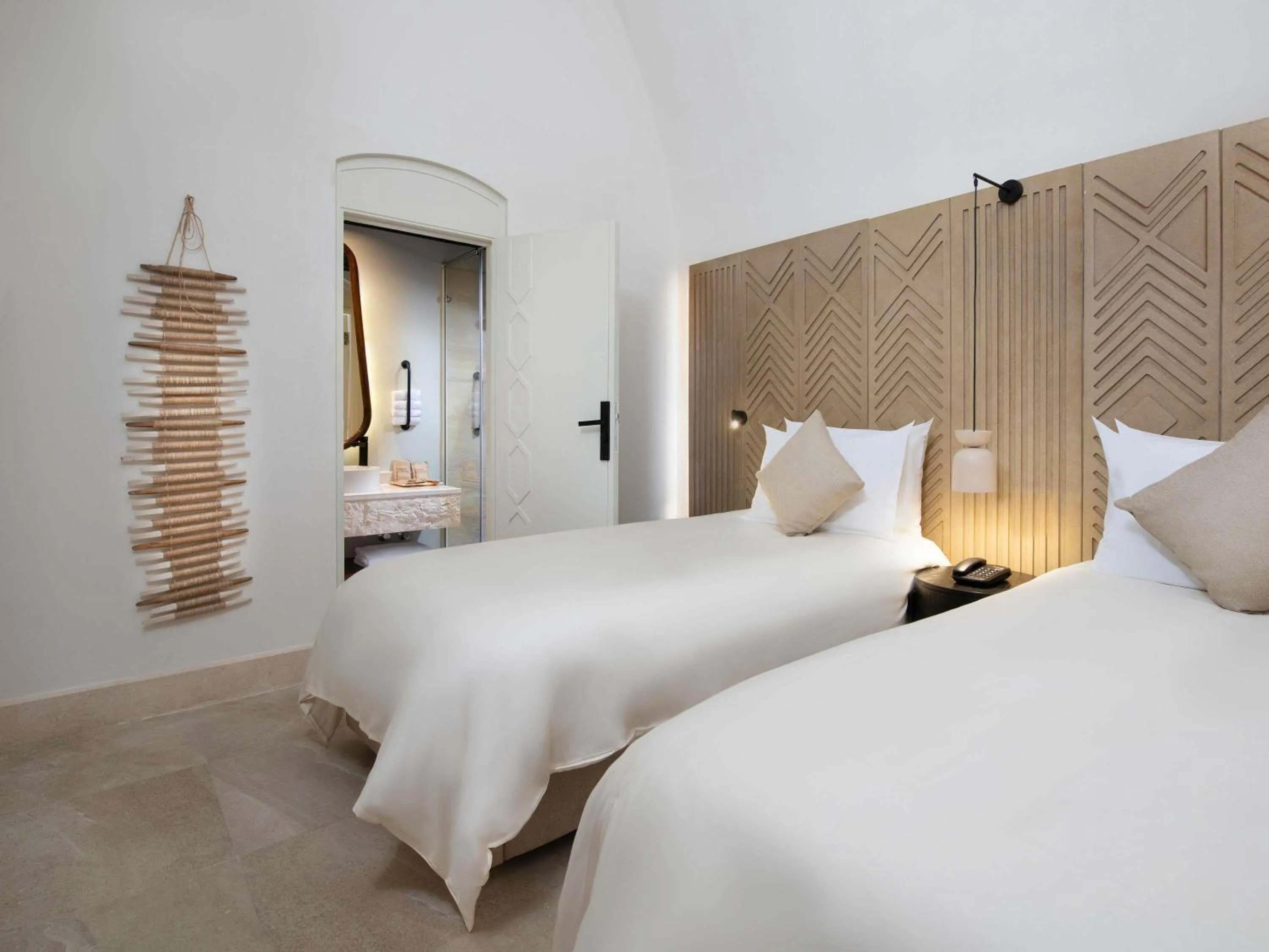 Bedroom, Bed in Movenpick Resort El Quseir