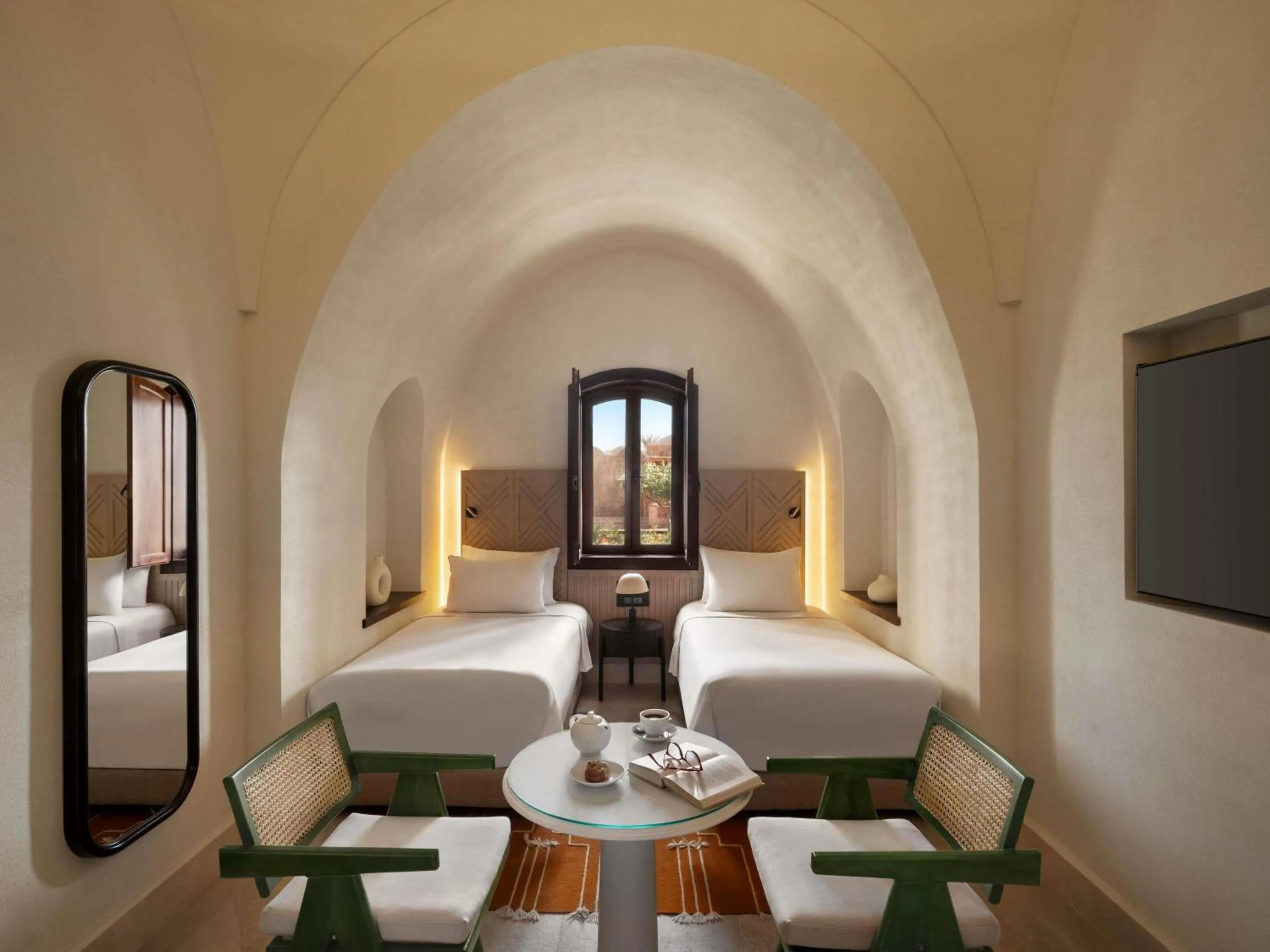 Bedroom, Bed in Movenpick Resort El Quseir