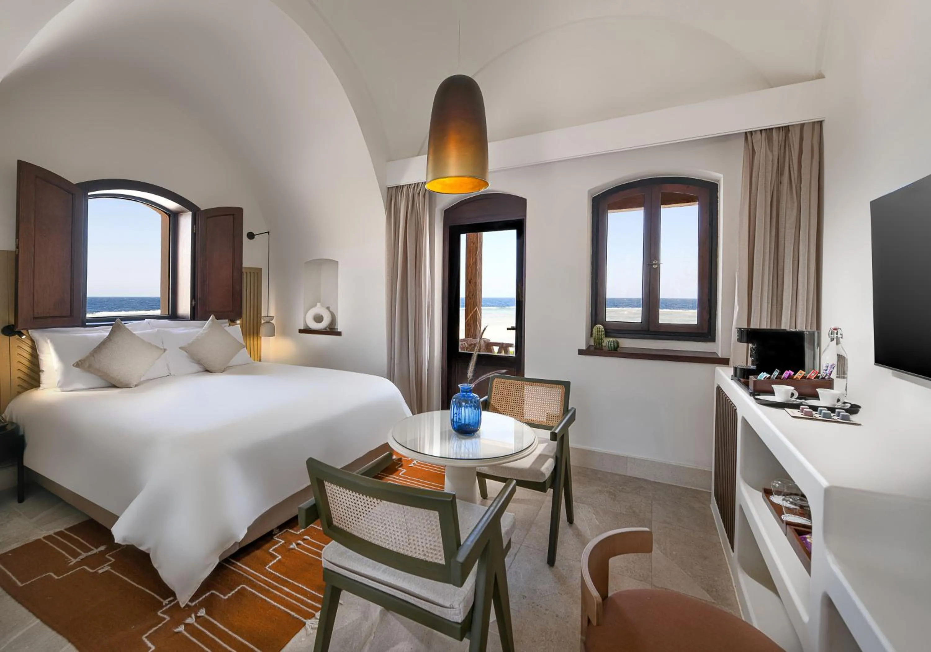 Bedroom, Bed in Movenpick Resort El Quseir