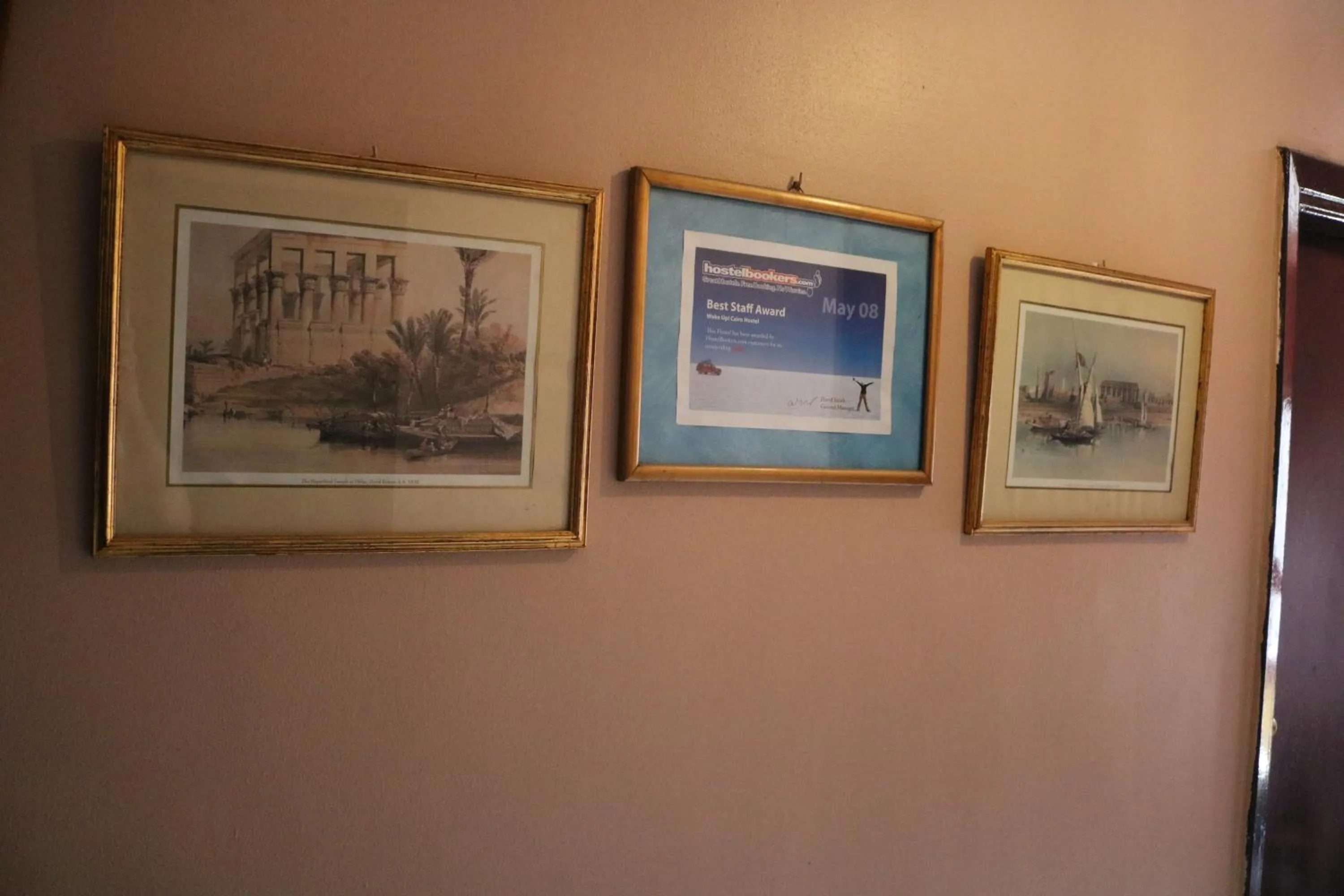 Wake Up! Cairo Hostel