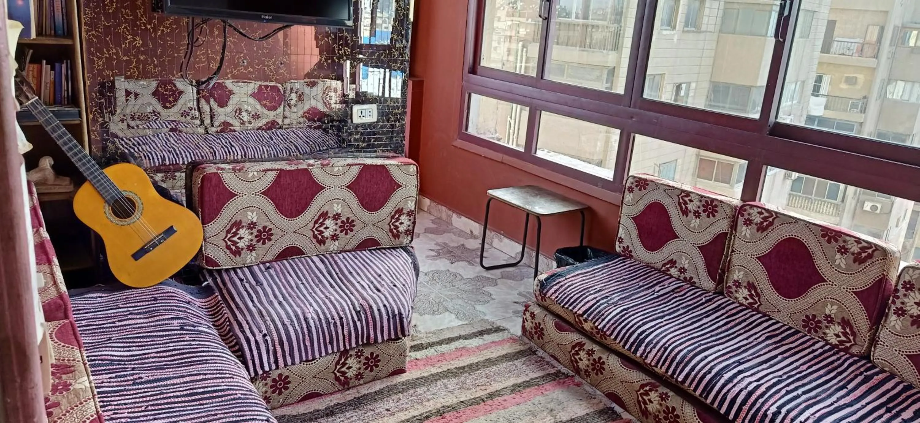 Living room in Wake Up! Cairo Hostel