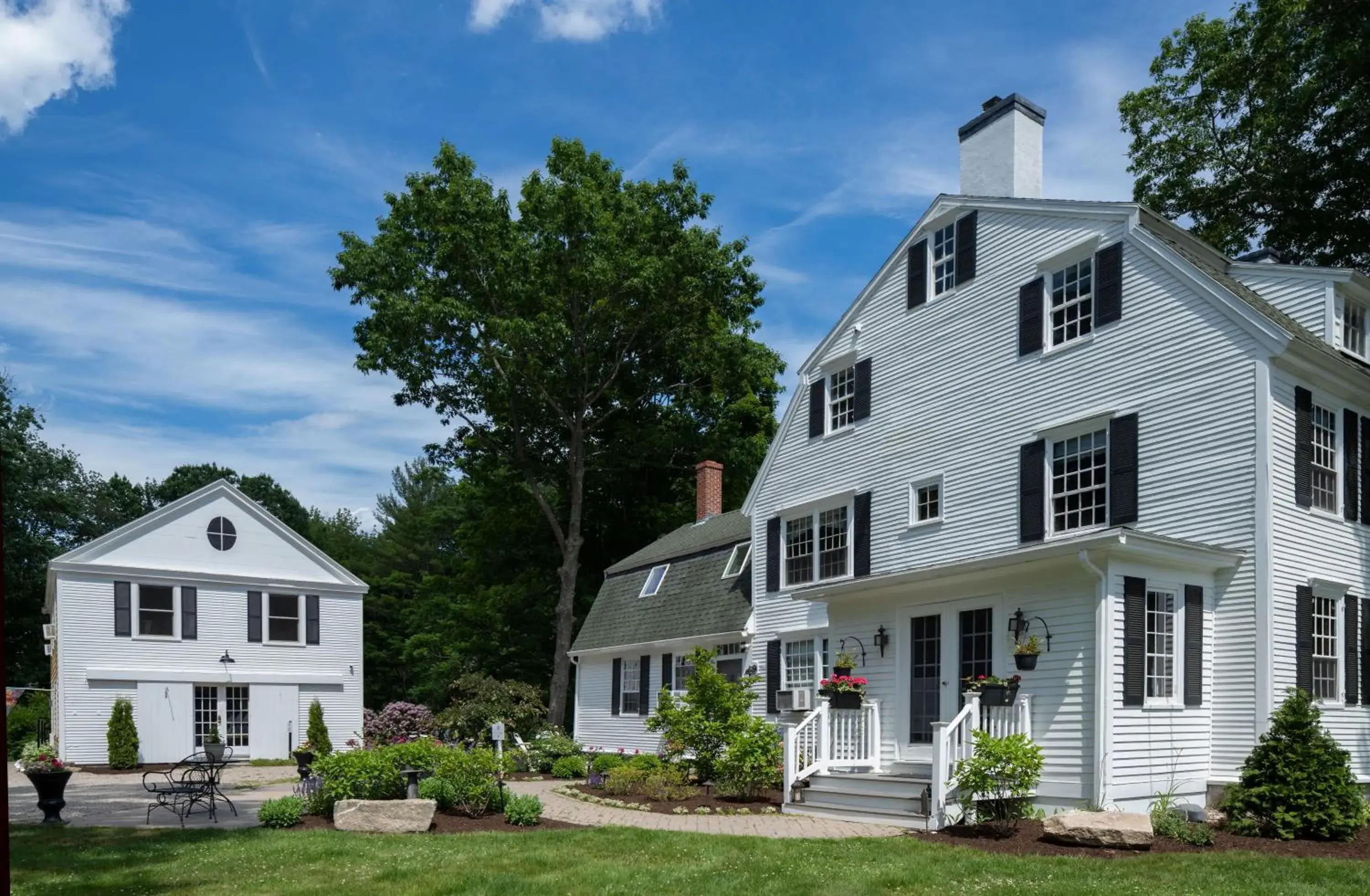 Property building in Waldo Emerson Inn Property building in Waldo Emerson Inn