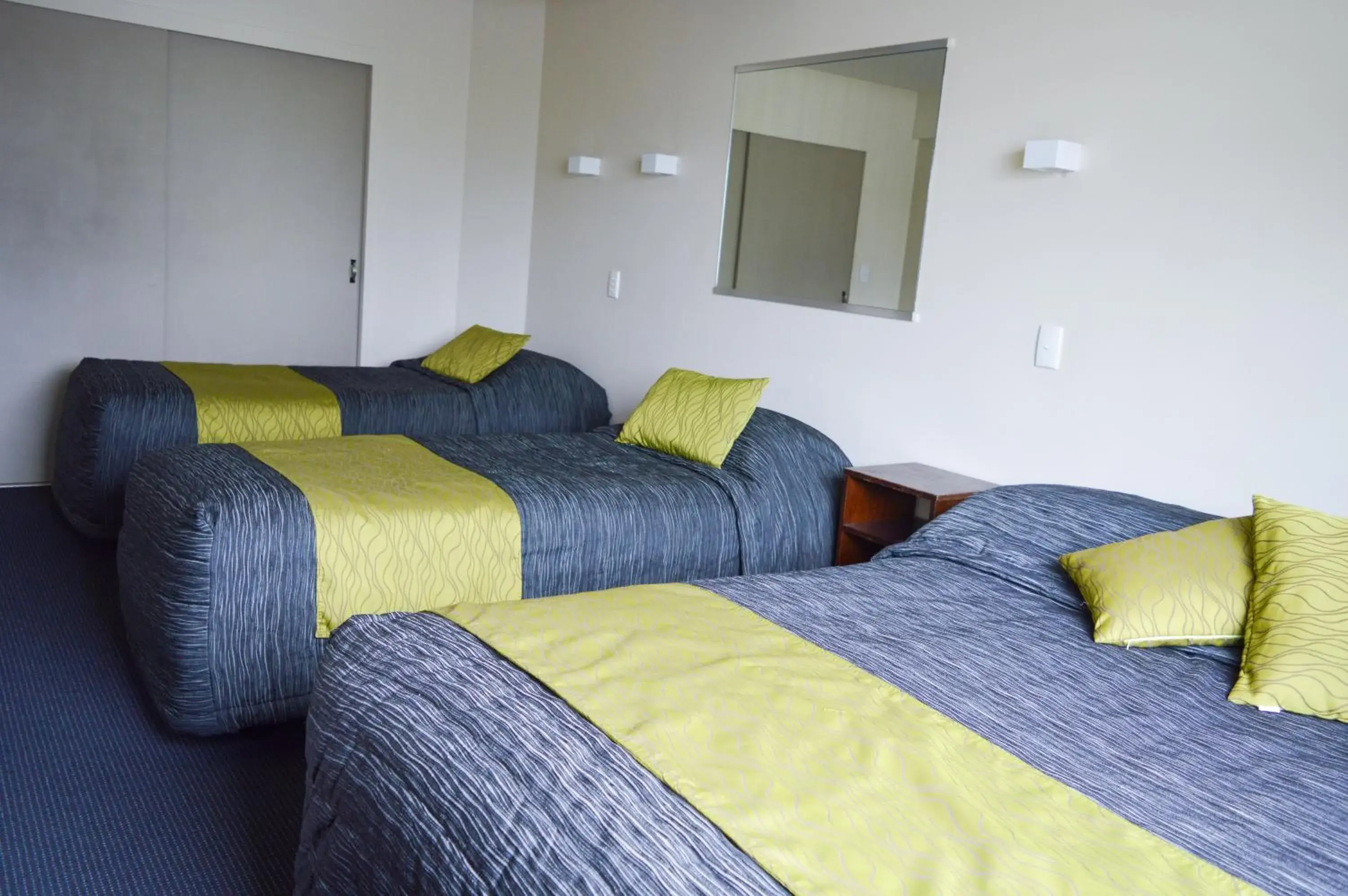 Bed in Four Seasons Motel Bed in Four Seasons Motel