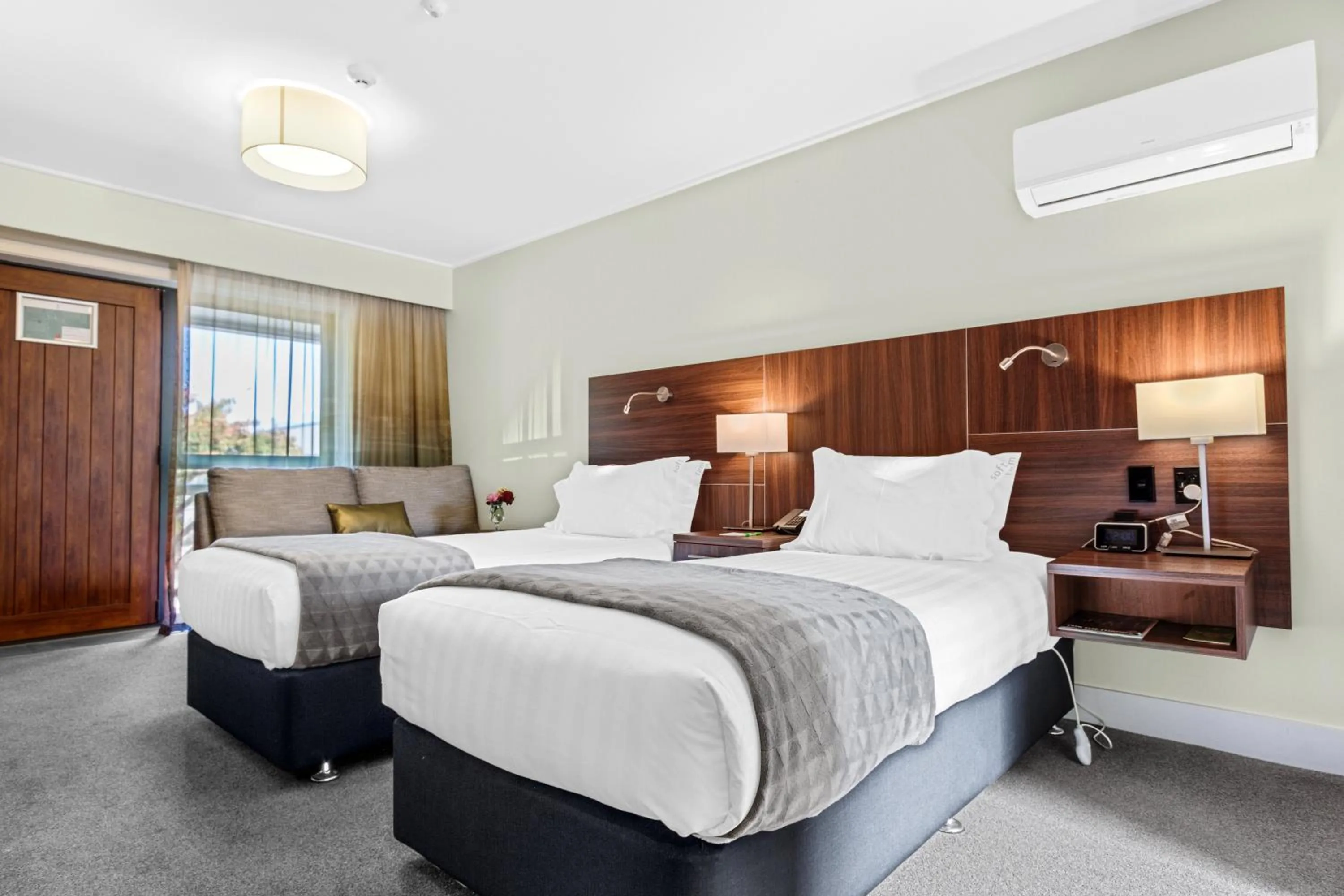 Photo of the whole room, Bed in Holiday Inn Queenstown Frankton Road by IHG