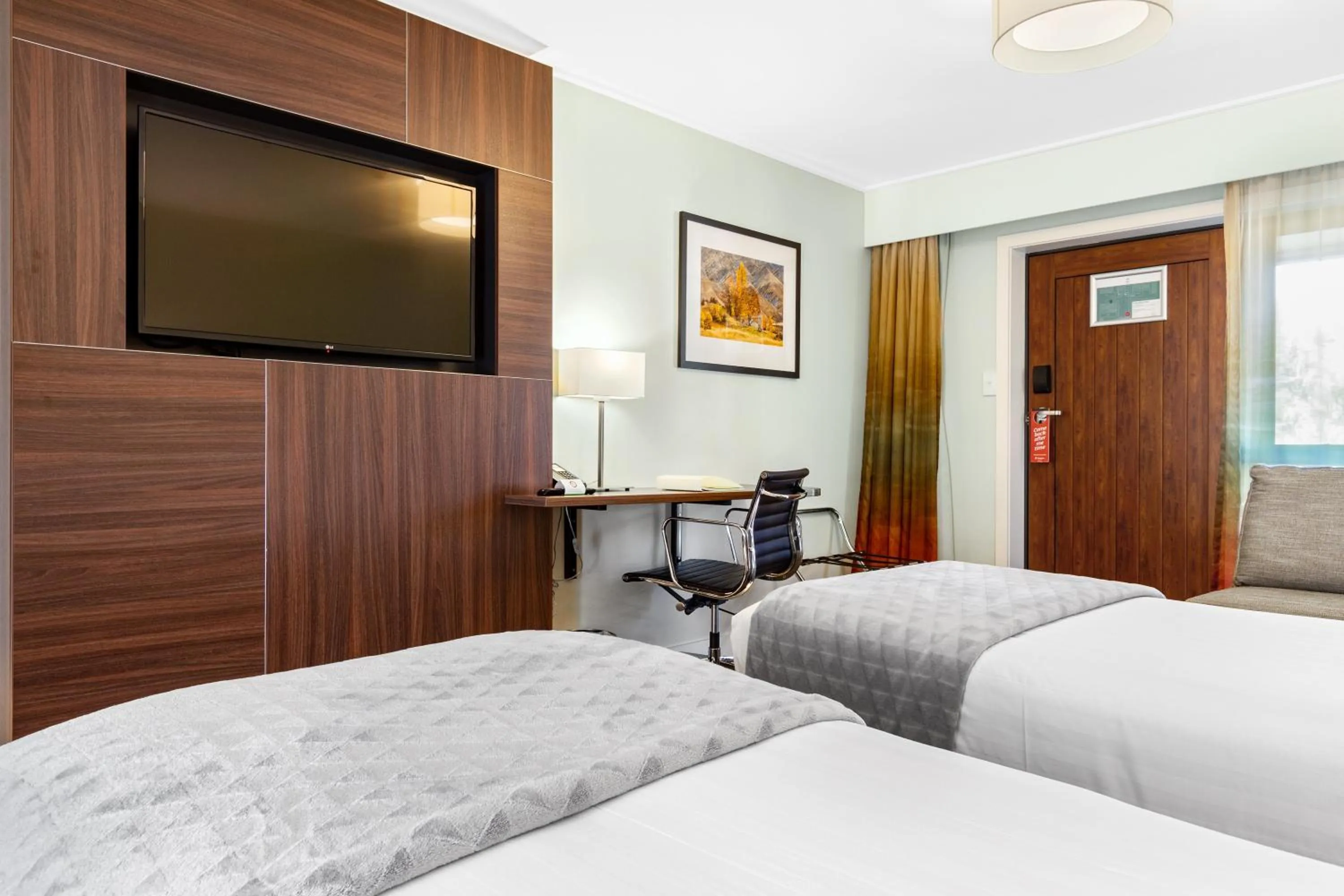 Photo of the whole room, Bed in Holiday Inn Queenstown Frankton Road by IHG