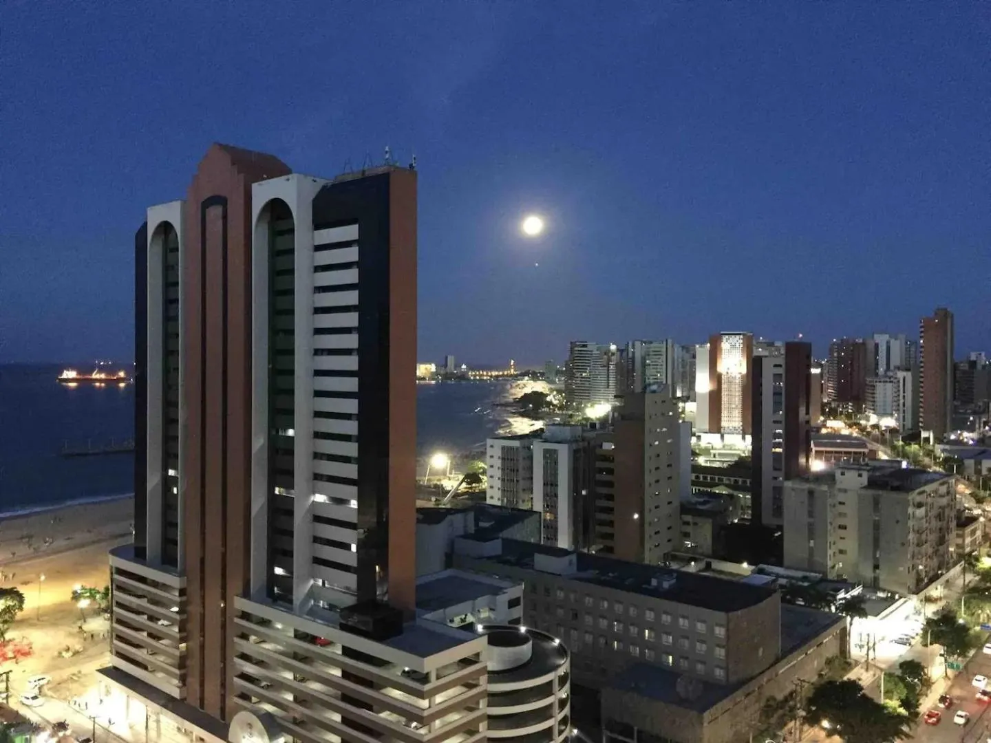 Night in Via Venetto - Vista Mar