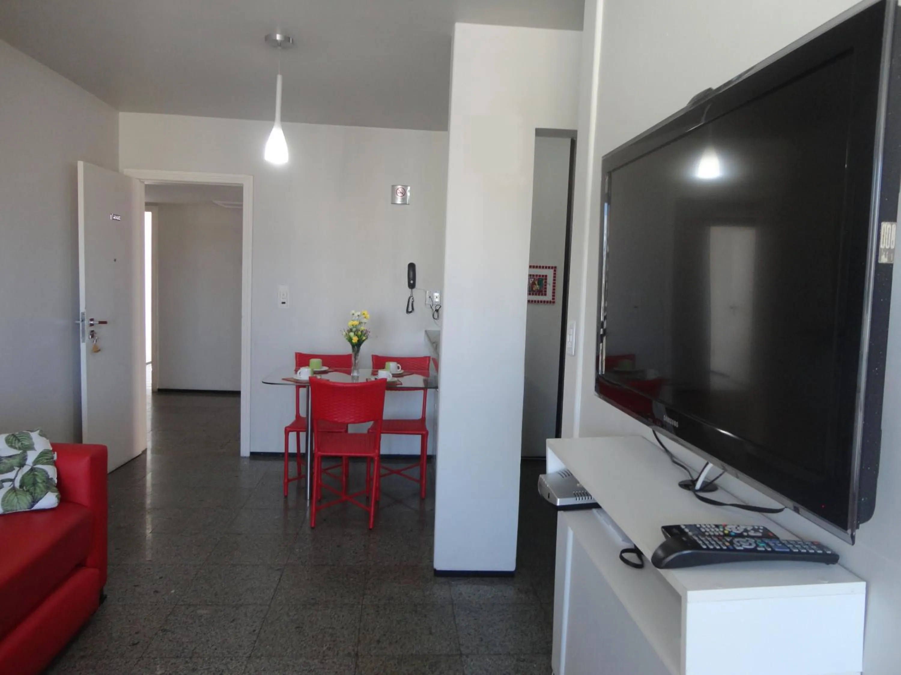 Communal lounge/ TV room in Via Venetto - Vista Mar