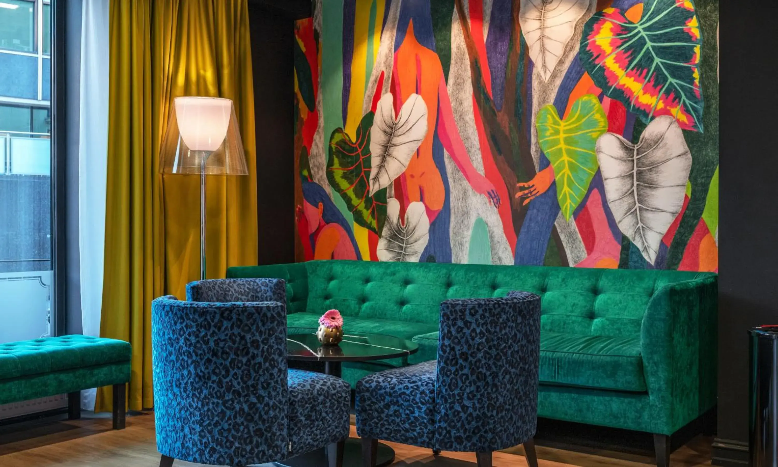 Lobby or reception in Thon Hotel Slottsparken Lobby or reception in Thon Hotel Slottsparken