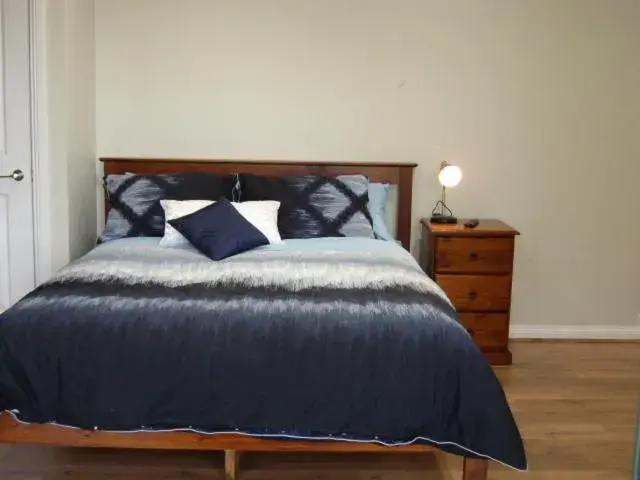 Queen Room with Garden View in Ruby Rose Queen Room with Garden View in Ruby Rose