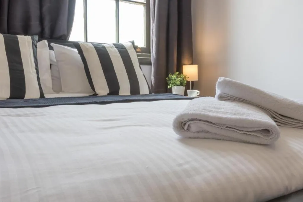 Bed in Royal Hotel Ryde