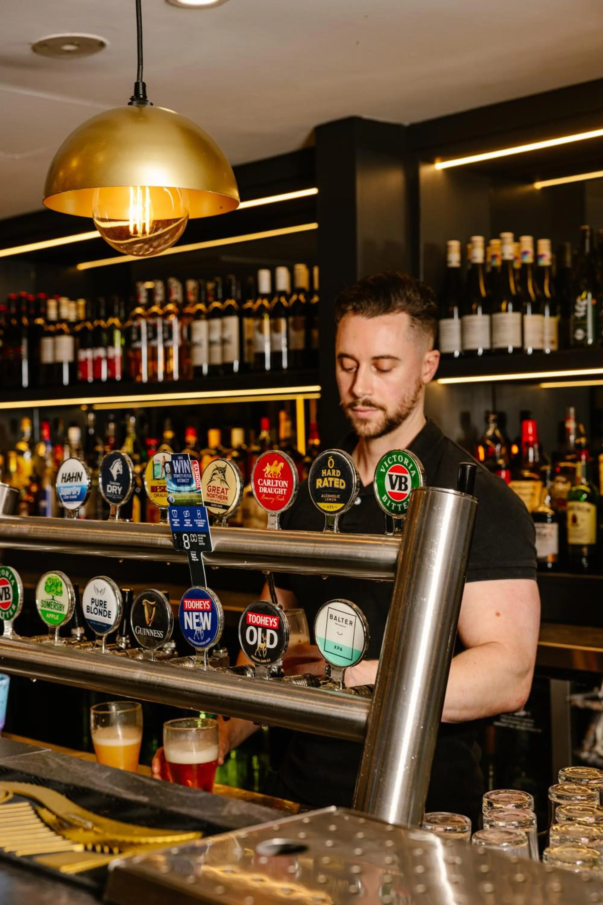 Lounge or bar in Royal Hotel Ryde