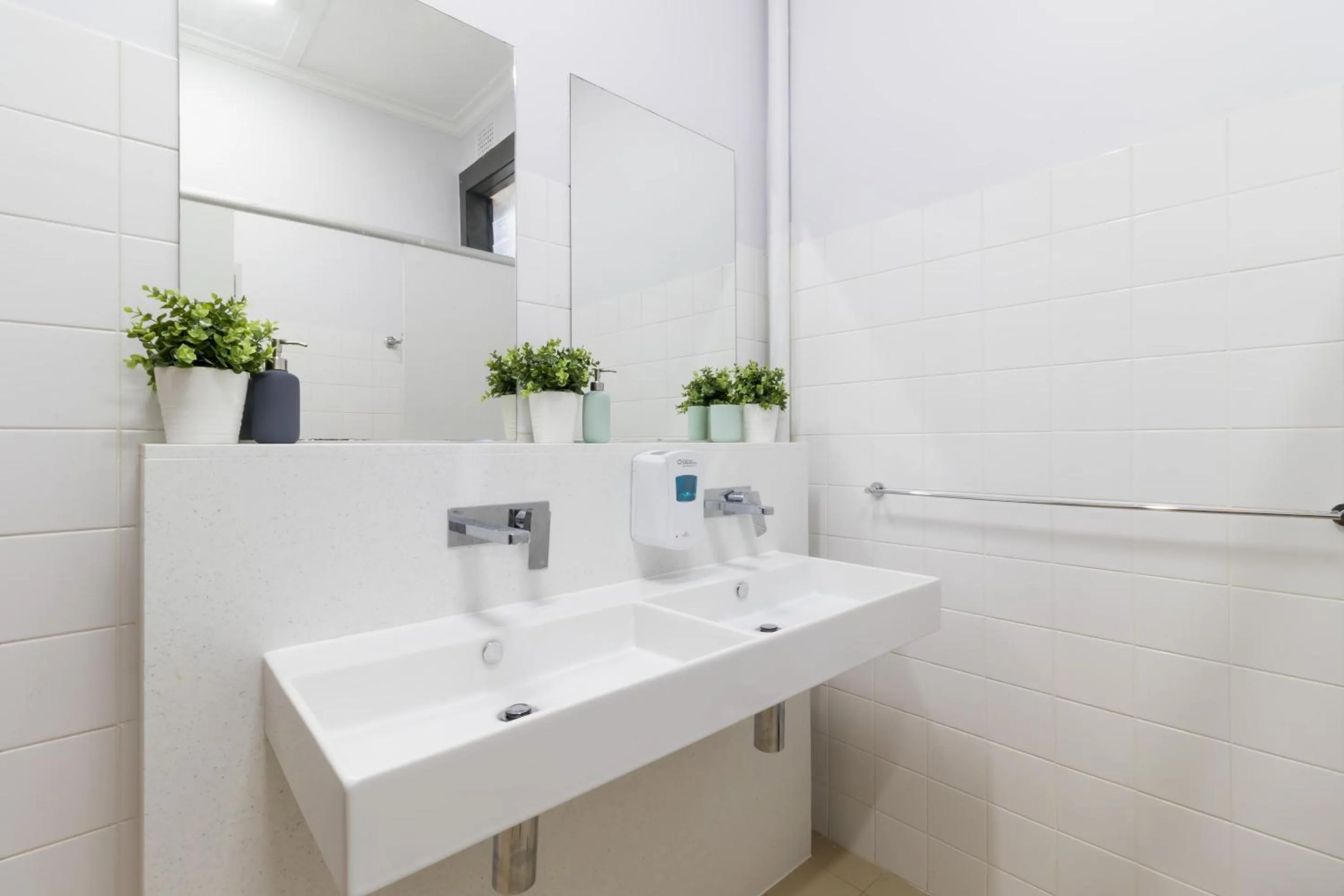 Bedroom in Royal Hotel Ryde