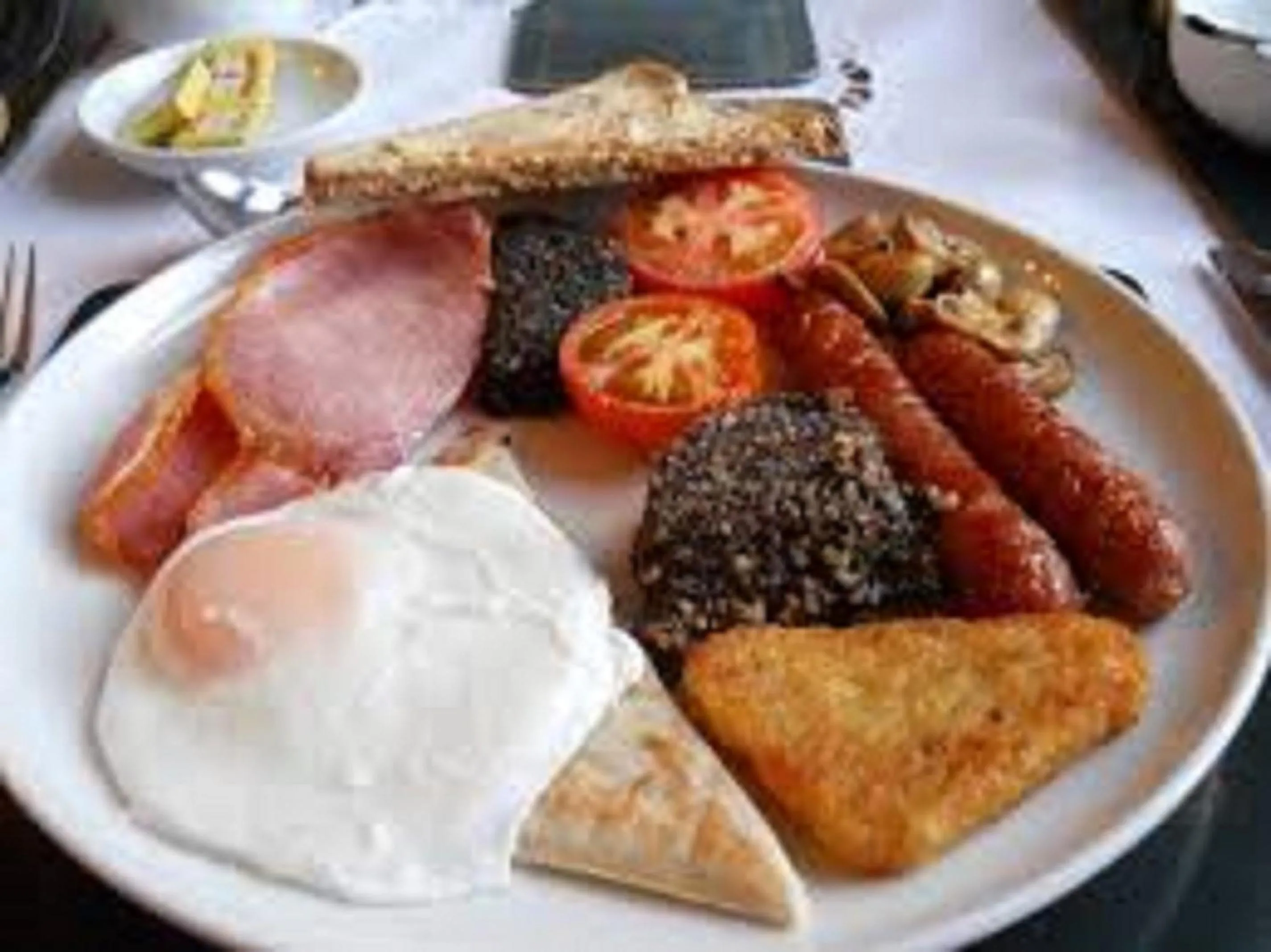 English/Irish breakfast in Numurkah Self Contained Apartments - The Saxton