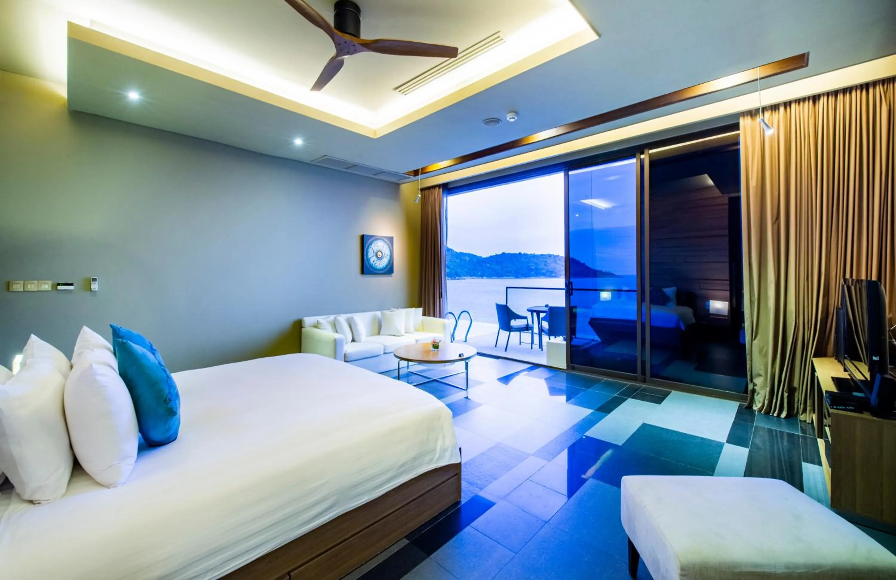 Bedroom, Bed in Impiana Private Villas Kata Noi