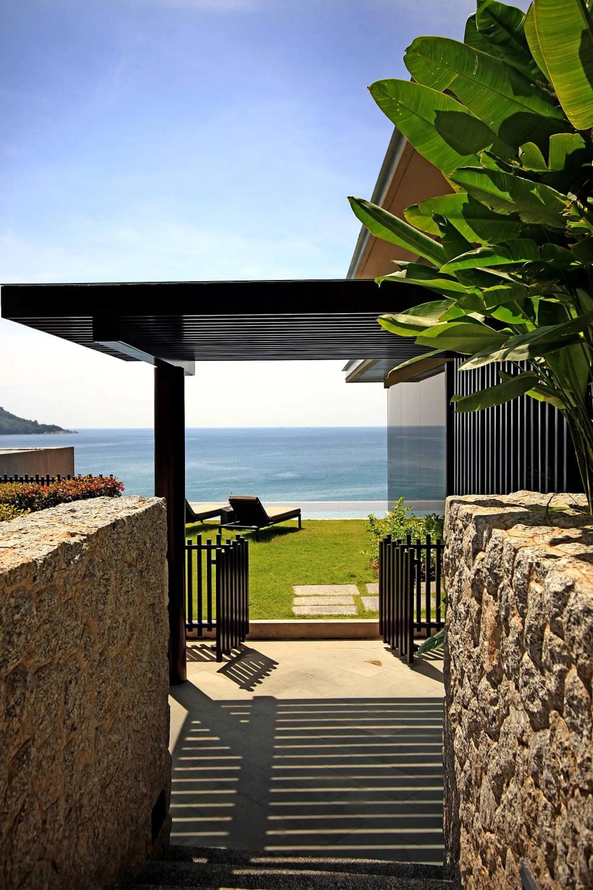 Garden view in Impiana Private Villas Kata Noi