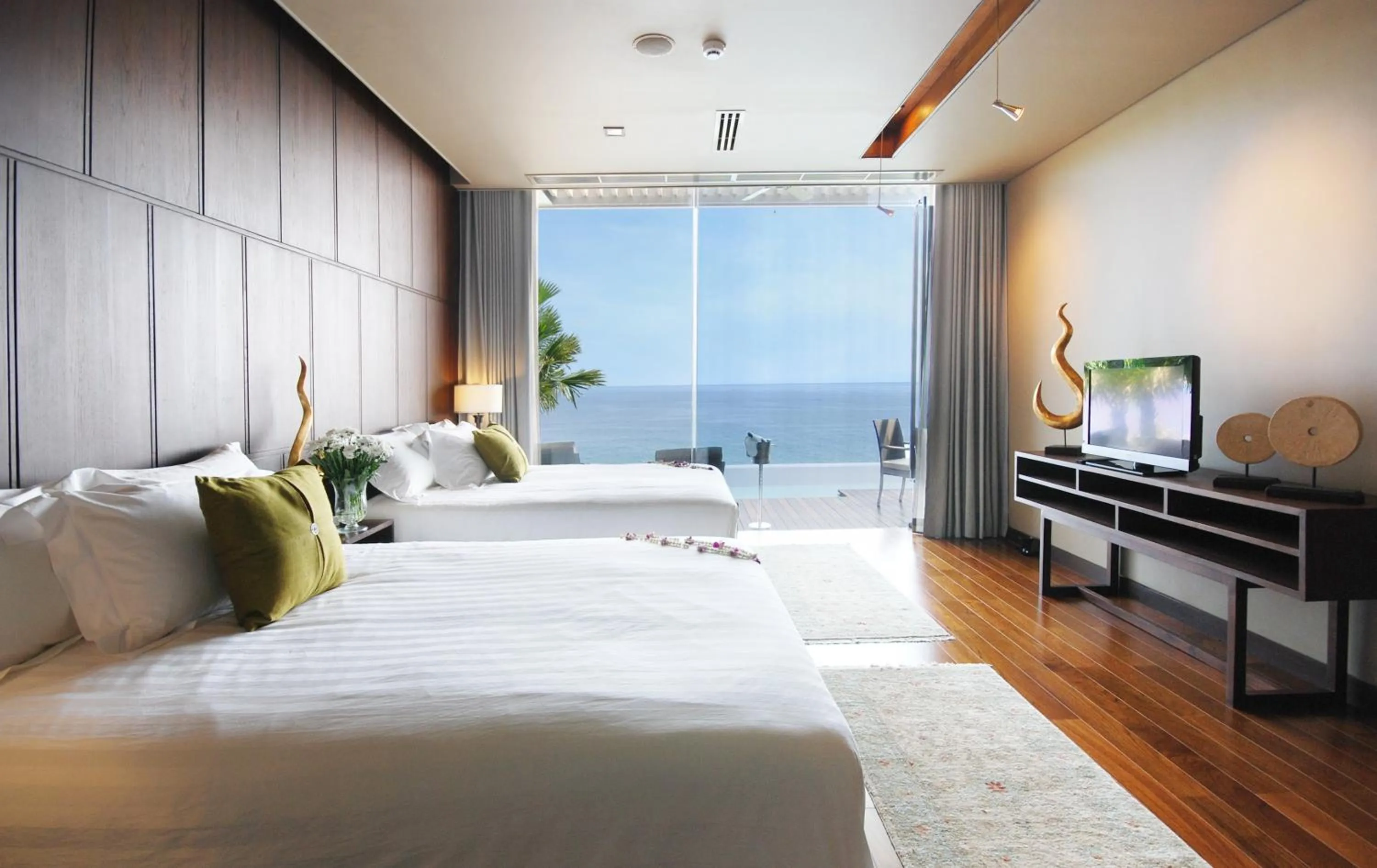 Photo of the whole room, Bed in Impiana Private Villas Kata Noi