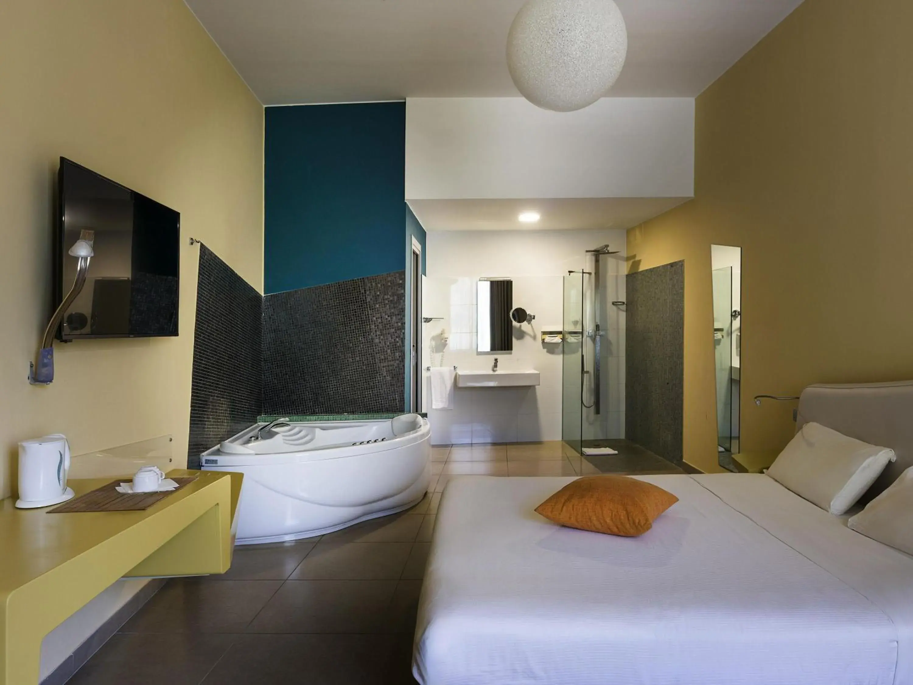 Bedroom, Bed in ibis Styles Catania Acireale Bedroom, Bed in ibis Styles Catania Acireale