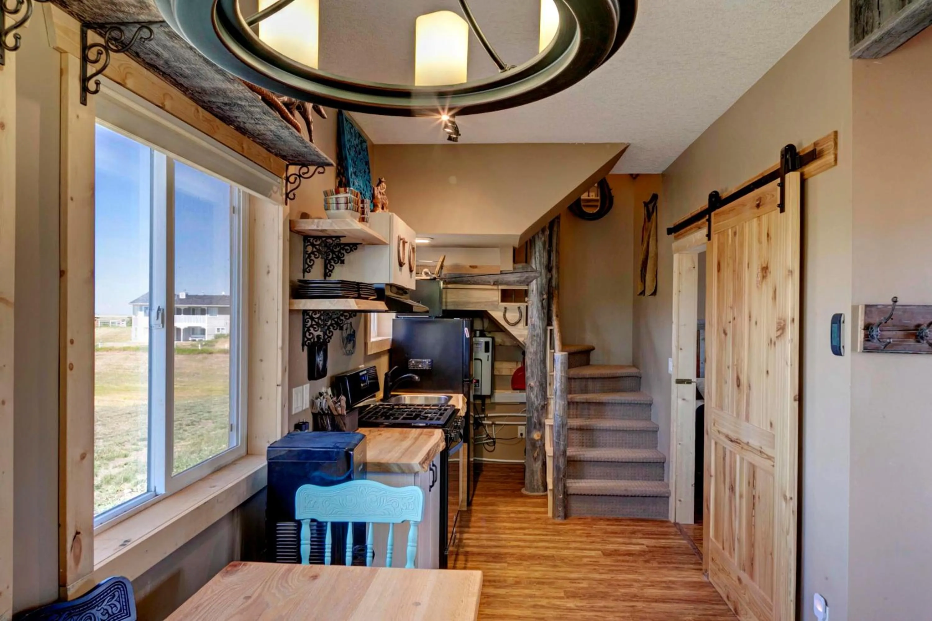 Kitchen or kitchenette in Mountain Haven Cabins